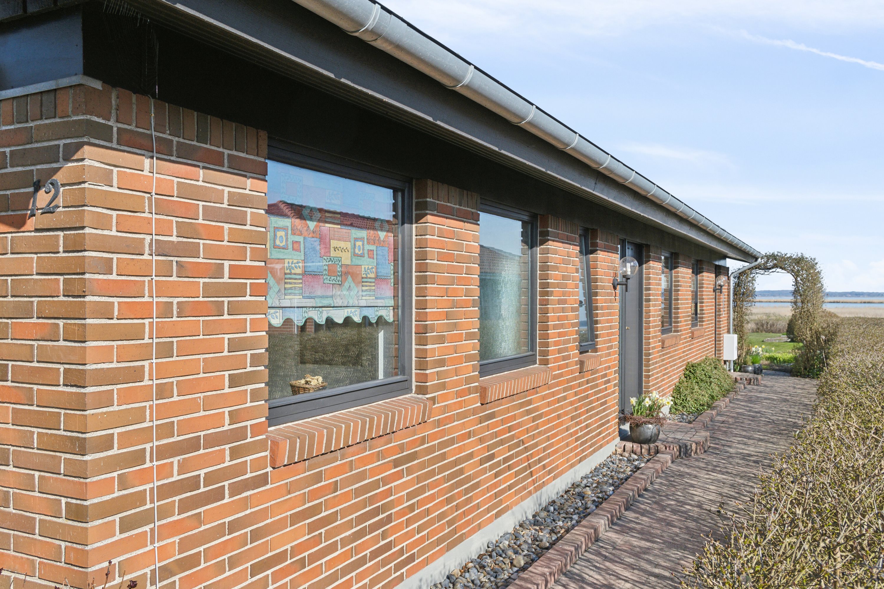 Fremhævet set fra vejen billede i fuldskærmstilstand. Billede af Svanevej 12, 4720 Præstø