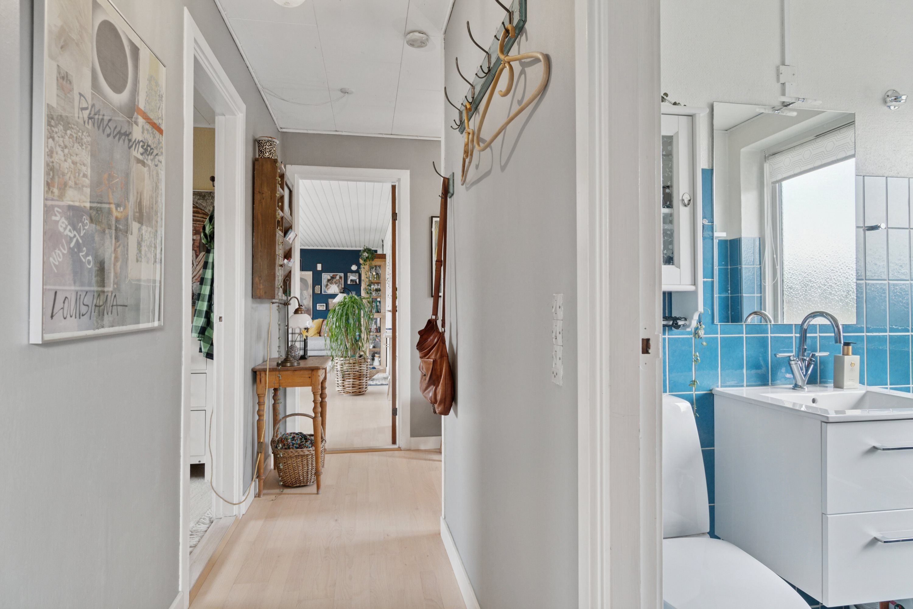 Fremhævet gang billede i fuldskærmstilstand. Billede af Engsvinget 13, 8462 Harlev J