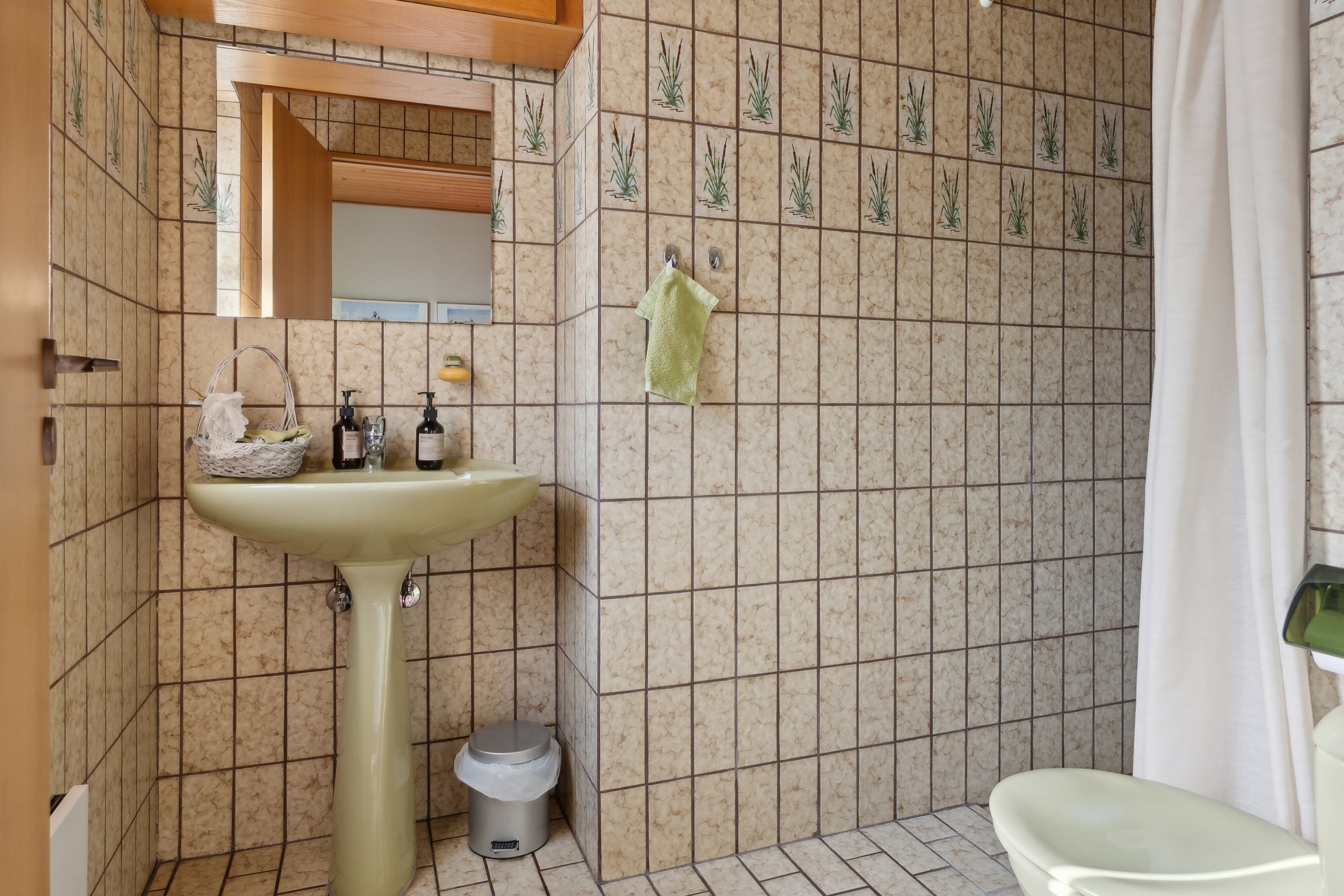 Fremhævet badeværelse billede i fuldskærmstilstand. Billede af Svanevej 12, 4720 Præstø