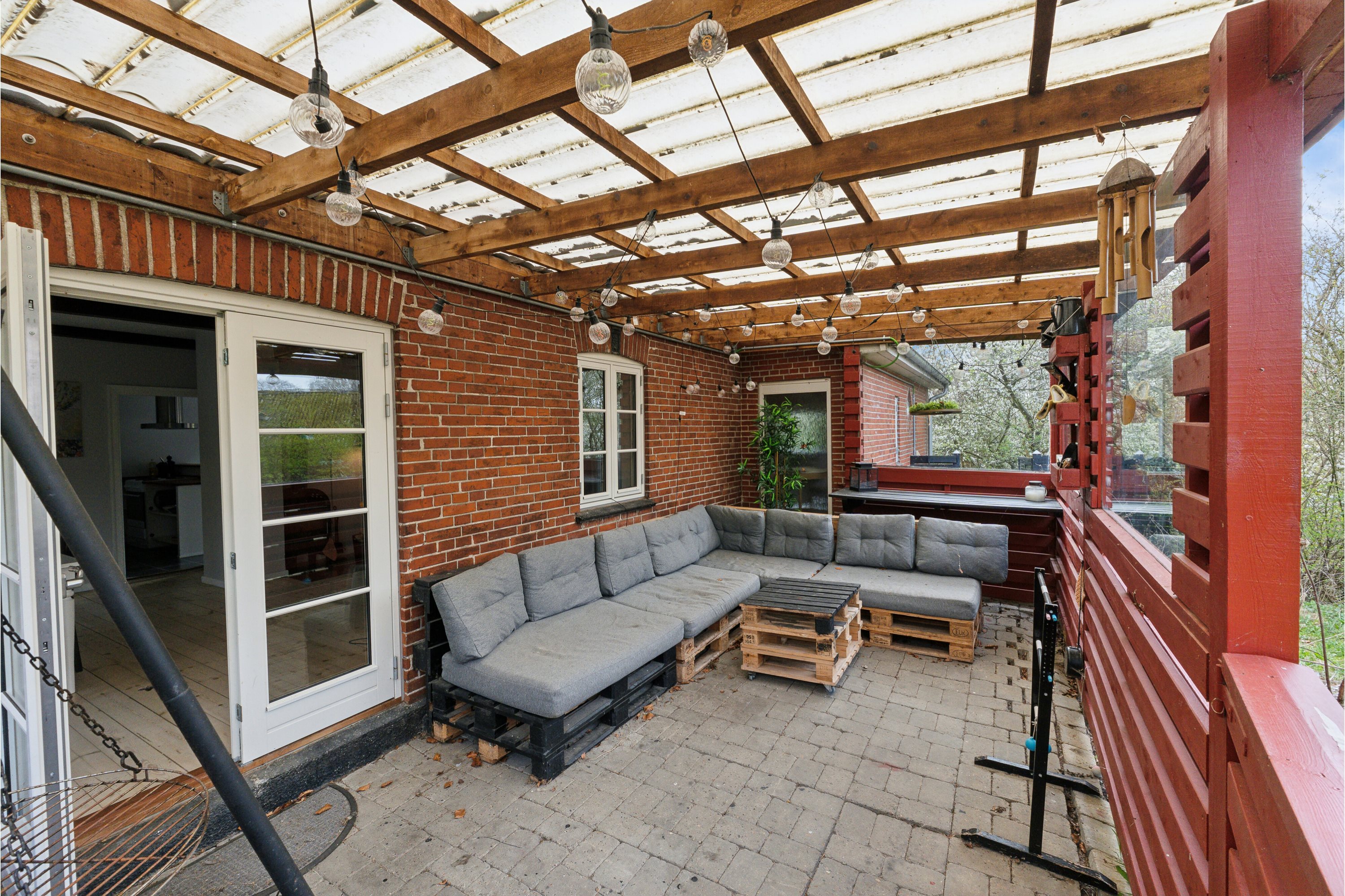 Fremhævet overdækket terrasse billede i fuldskærmstilstand. Billede af Snøde Bygade 36, Snøde, 5953 Tranekær