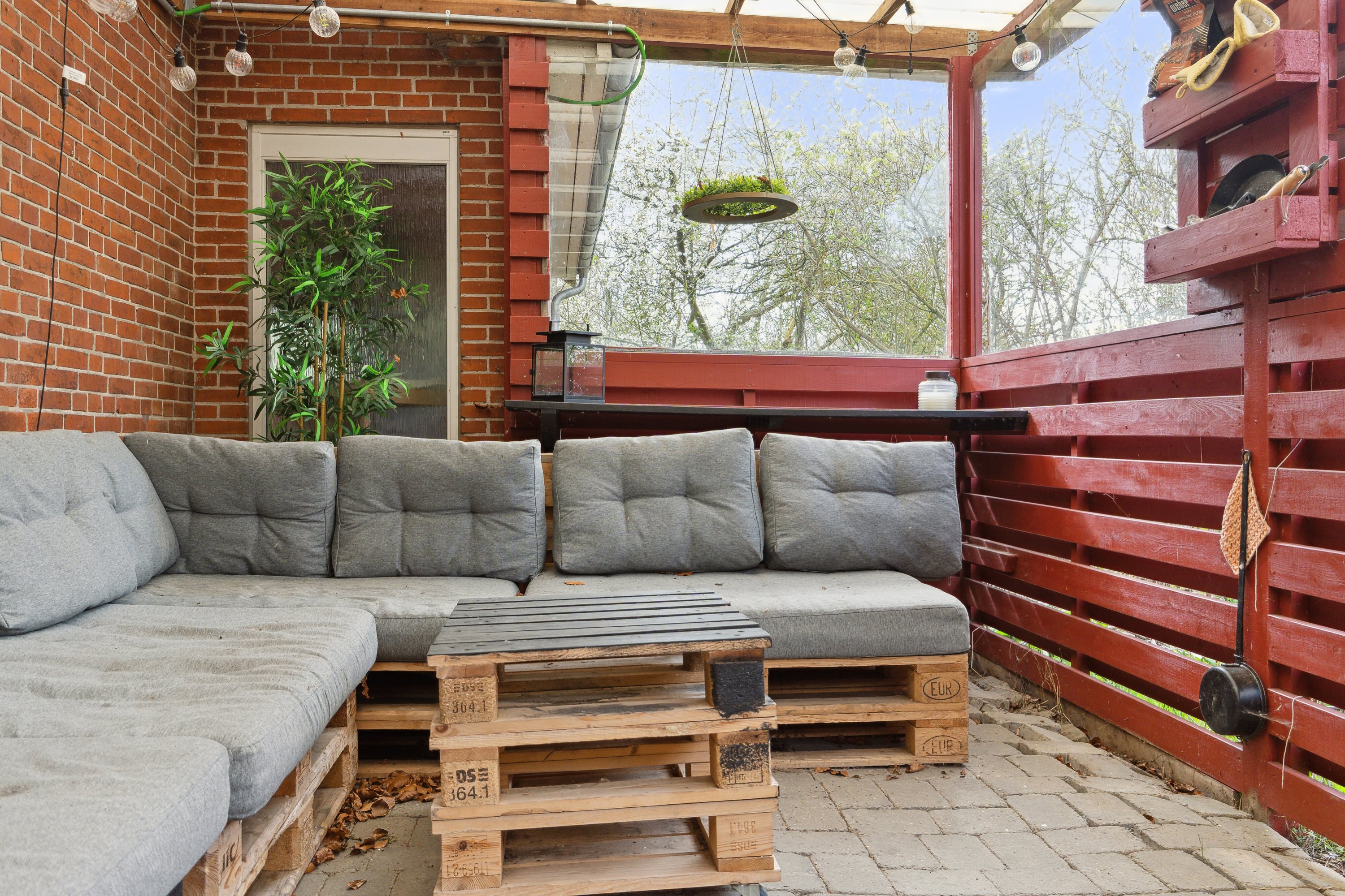 Fremhævet altan billede i fuldskærmstilstand. Billede af Snøde Bygade 36, Snøde, 5953 Tranekær