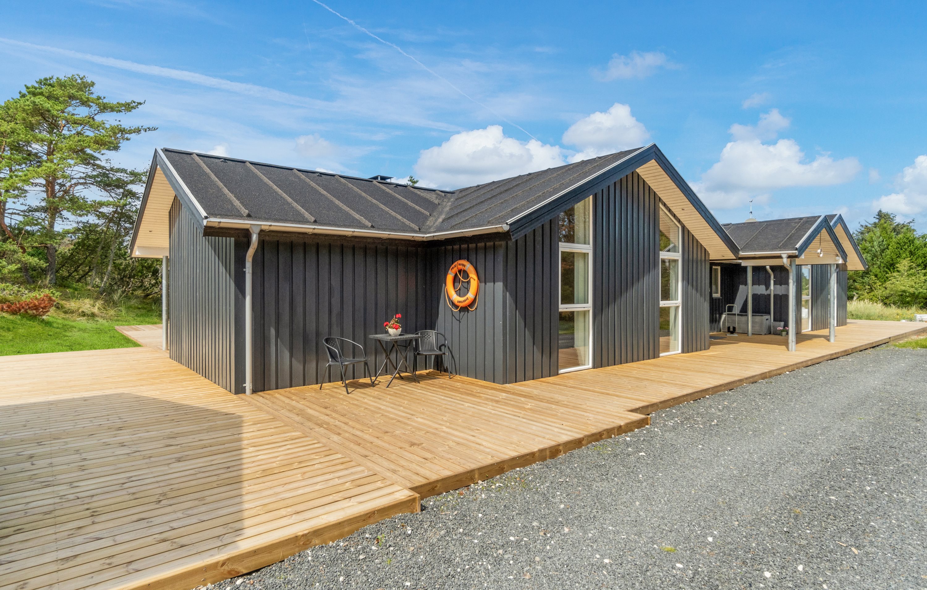 Fremhævet  billede i fuldskærmstilstand. Billede af Uranusvej 10, Skiveren, 9982 Ålbæk