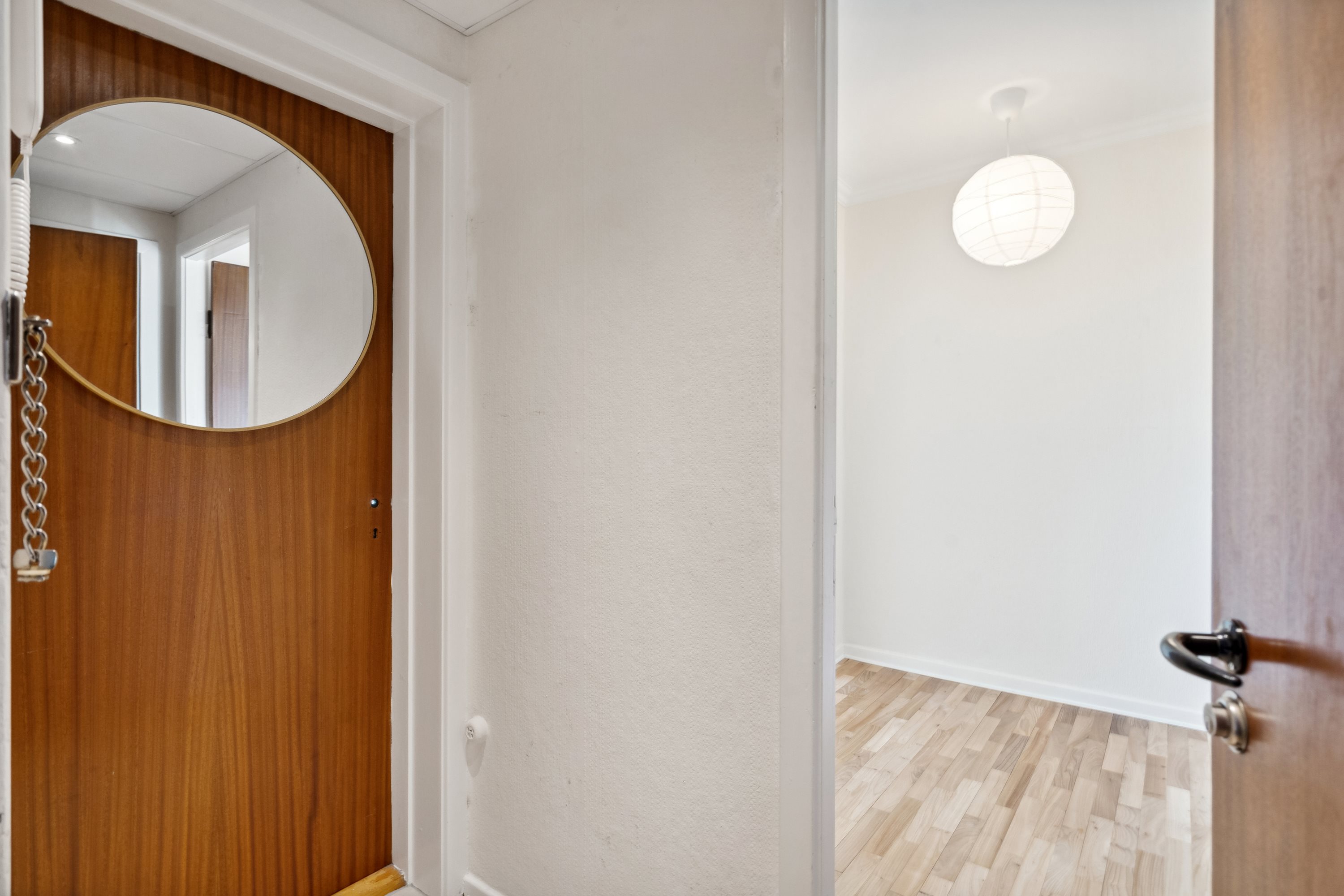 Fremhævet  billede i fuldskærmstilstand. Billede af Markedspladsen 1, 1. th., 8900 Randers C