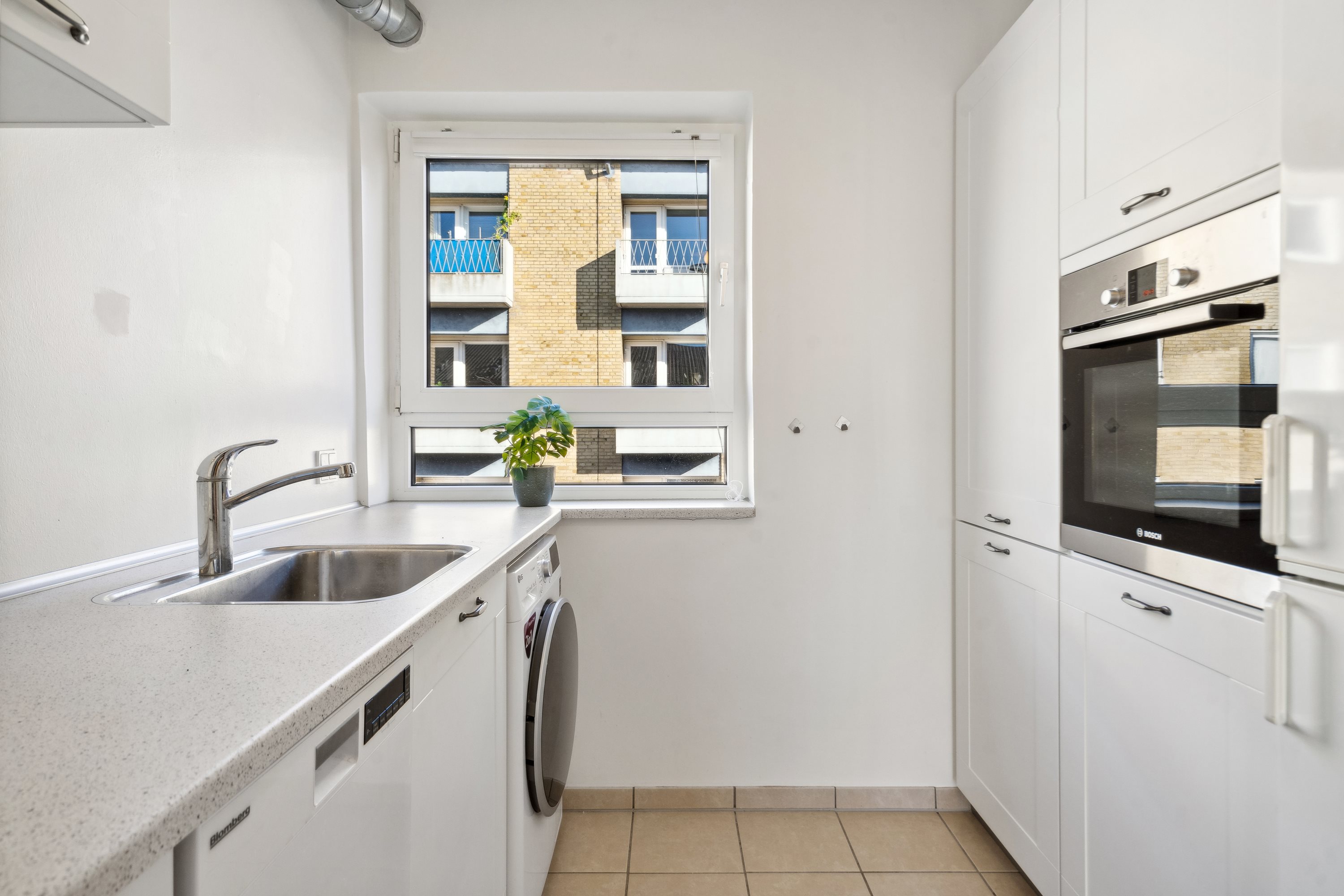 Fremhævet  billede i fuldskærmstilstand. Billede af Markedspladsen 1, 1. th., 8900 Randers C