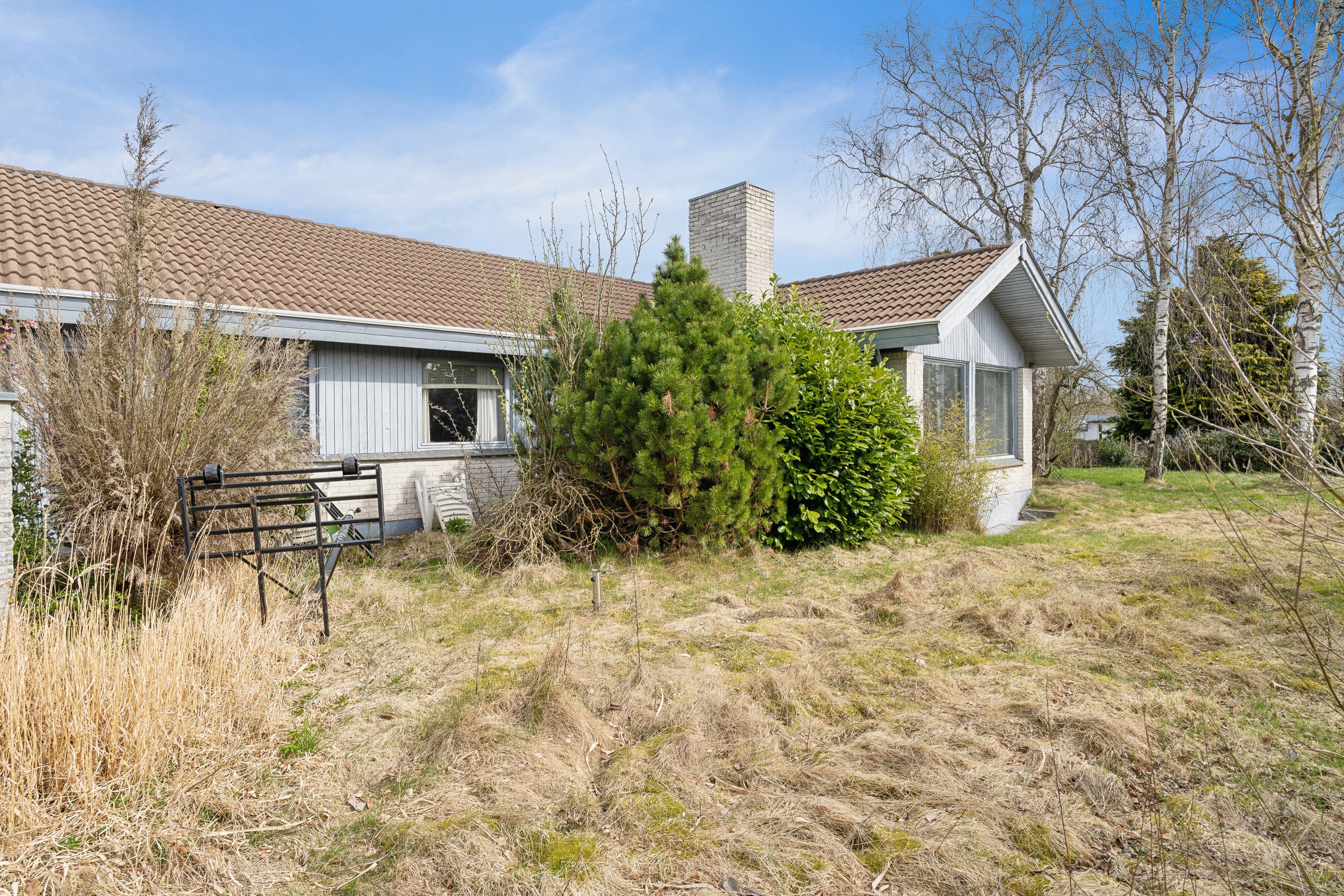 Fremhævet udendørs billede i fuldskærmstilstand. Billede af Tjørnevej 9, 8620 Kjellerup