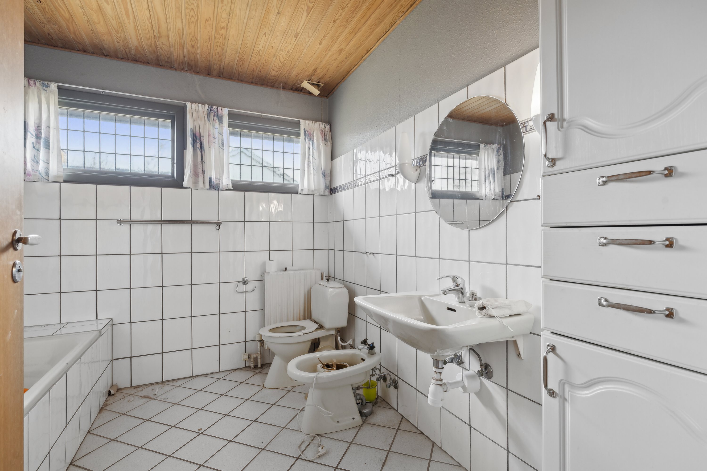 Fremhævet badeværelse billede i fuldskærmstilstand. Billede af Tjørnevej 9, 8620 Kjellerup