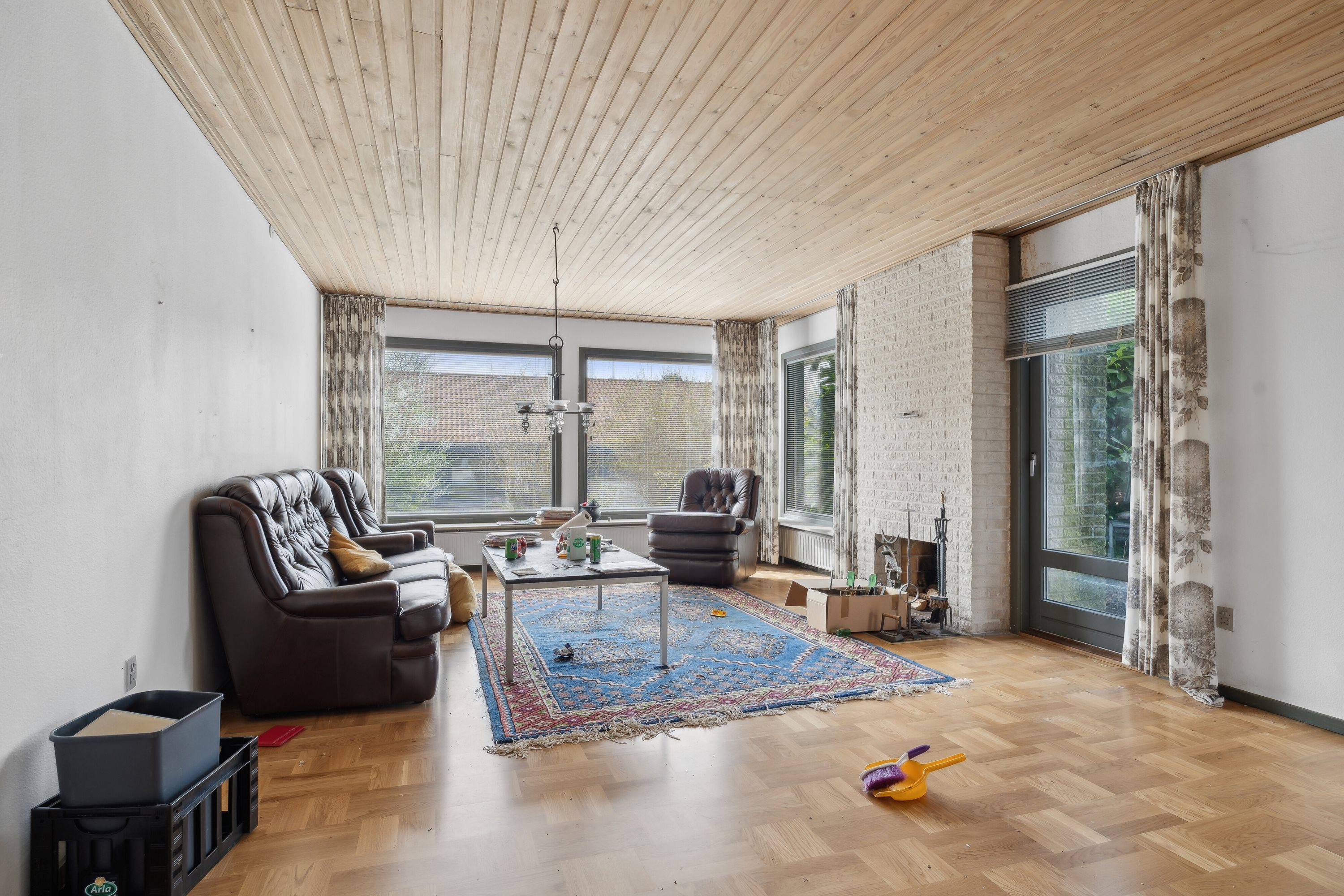 Fremhævet stue billede i fuldskærmstilstand. Billede af Tjørnevej 9, 8620 Kjellerup