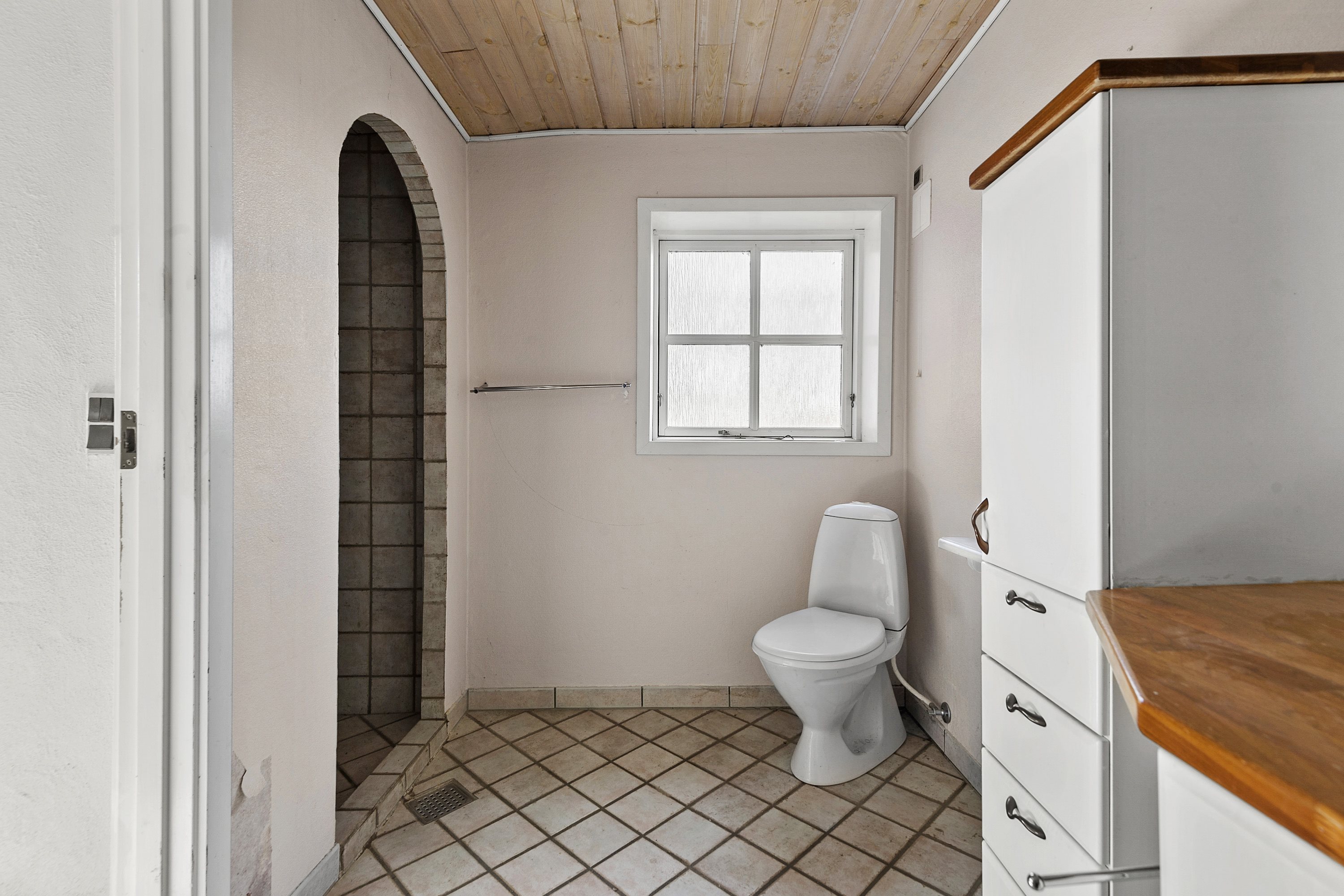 Fremhævet badeværelse billede i fuldskærmstilstand. Billede af Stadionvej 24, Horne, 6800 Varde