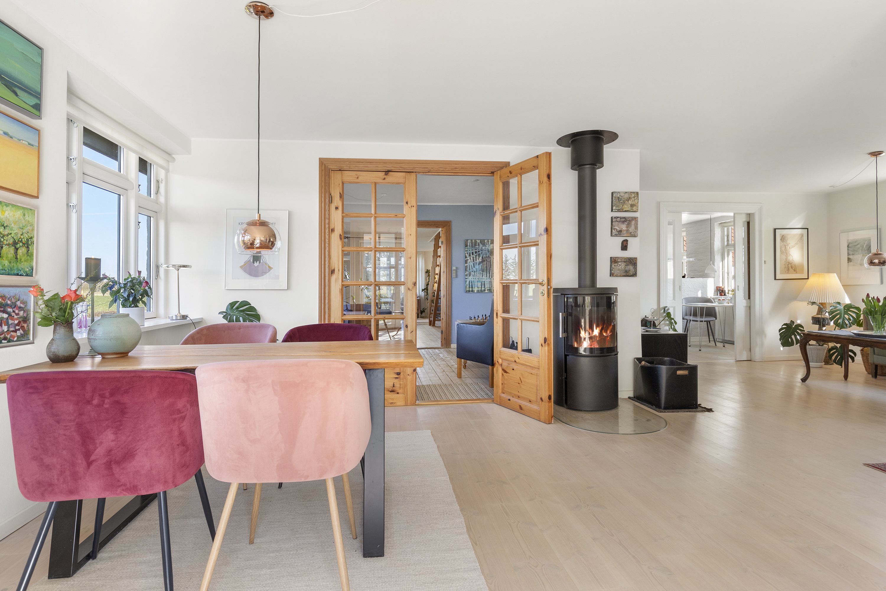 Fremhævet stue billede i fuldskærmstilstand. Billede af Fristrupvej 75, Børglum, 9760 Vrå