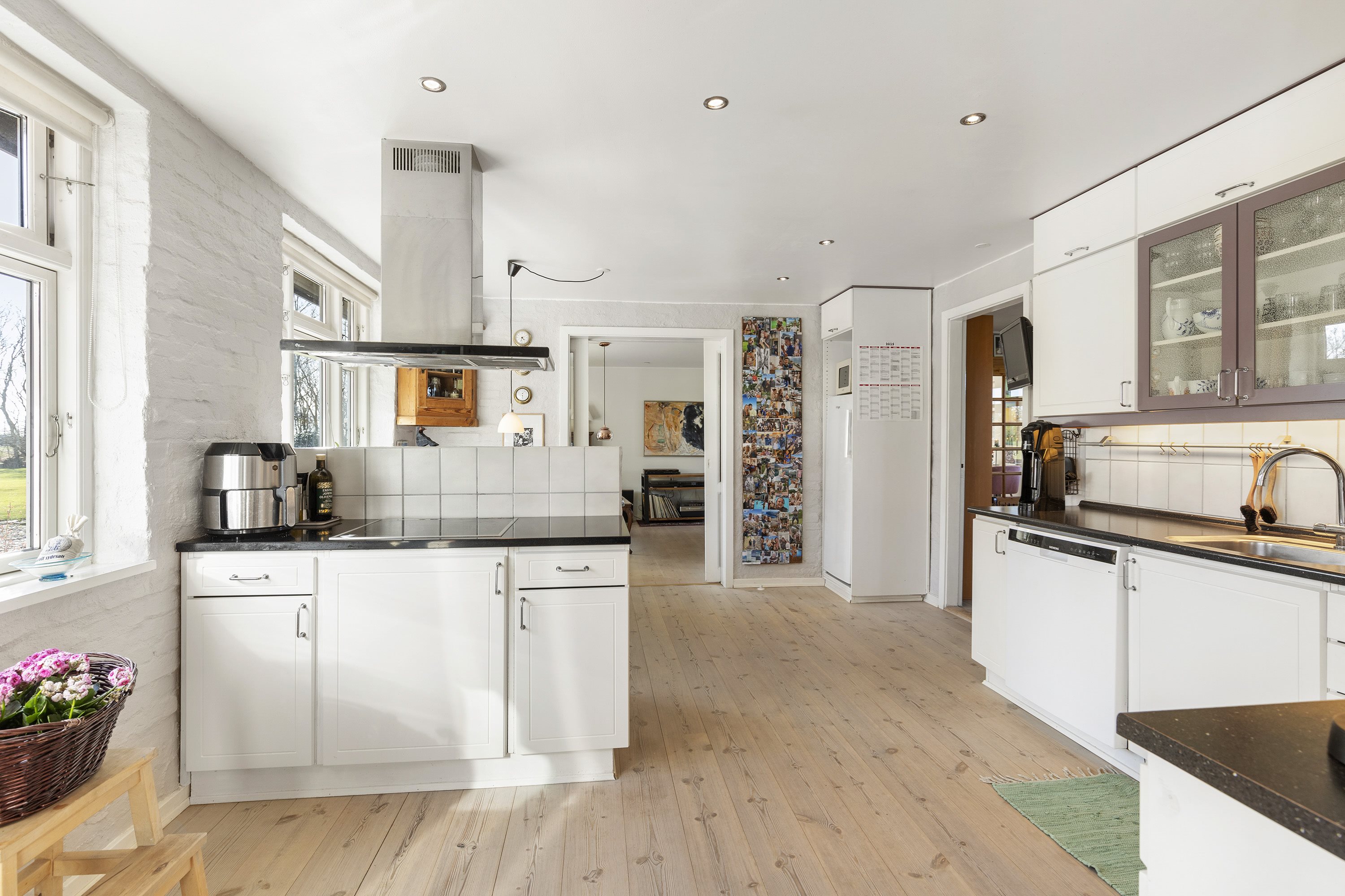 Fremhævet køkken billede i fuldskærmstilstand. Billede af Fristrupvej 75, Børglum, 9760 Vrå