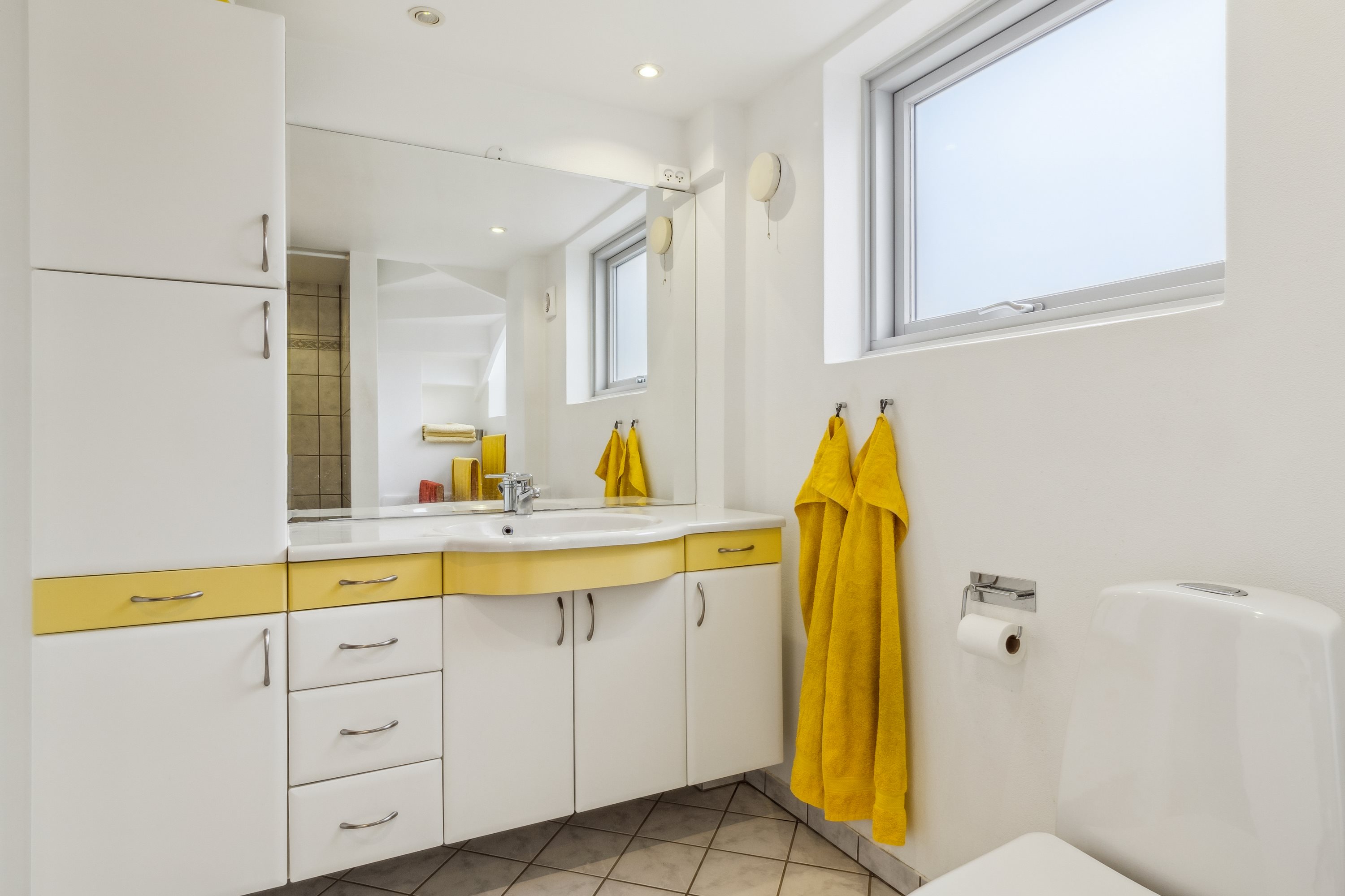 Fremhævet badeværelse billede i fuldskærmstilstand. Billede af Sandbyvej 13, 7800 Skive