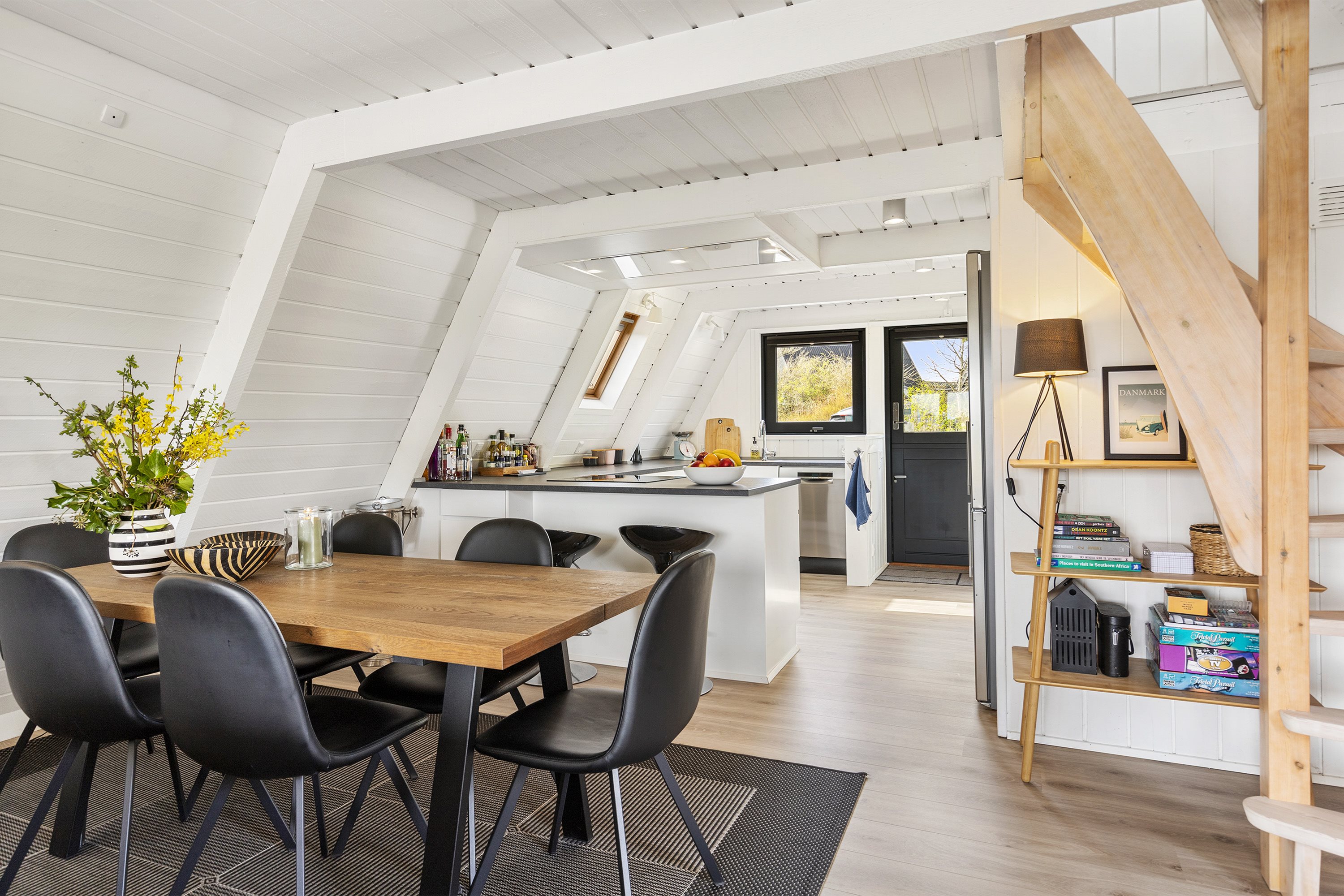 Fremhævet alrum billede i fuldskærmstilstand. Billede af Golfsvinget 111, Gatten, 9640 Farsø