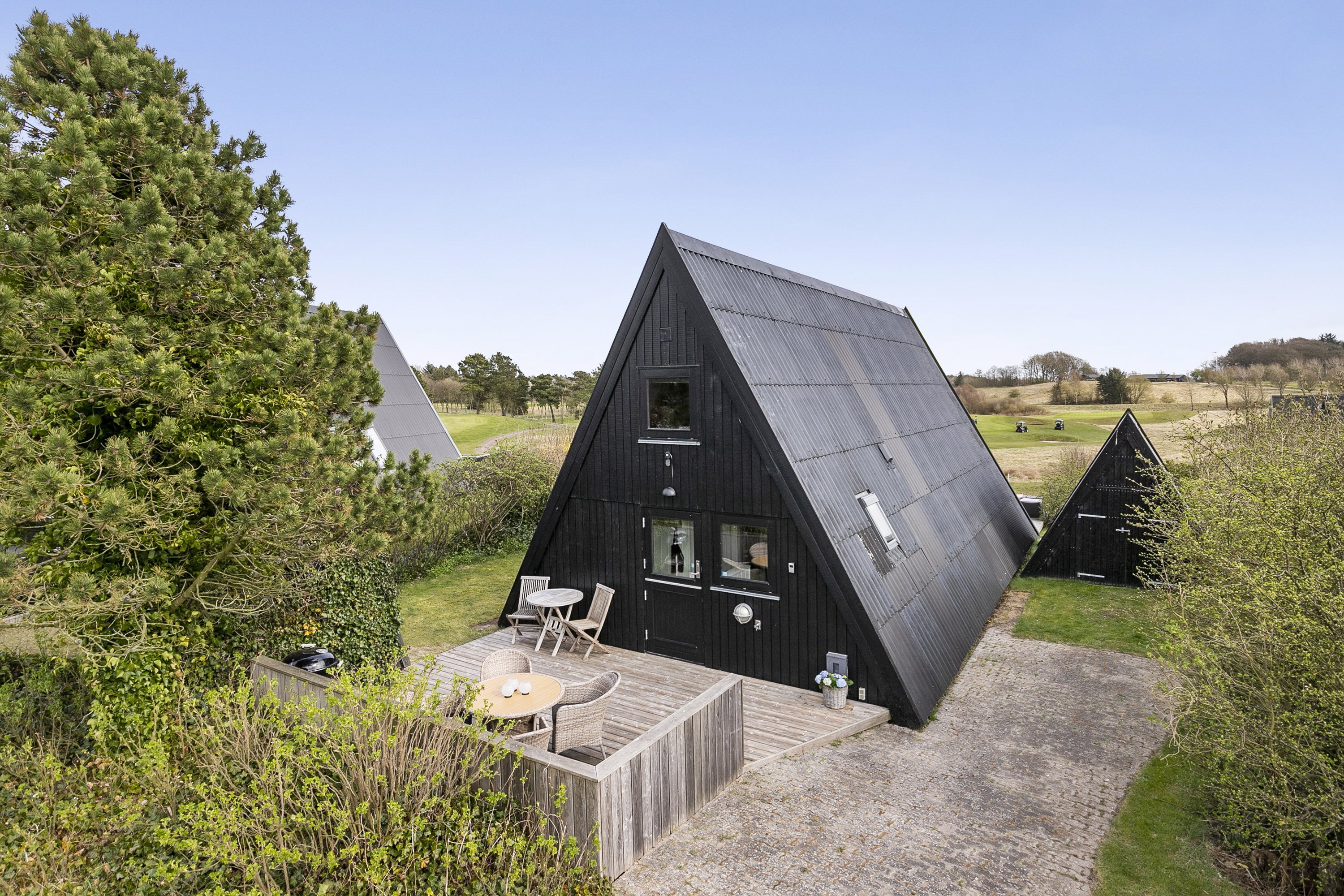 Fremhævet facade billede i fuldskærmstilstand. Billede af Golfsvinget 111, Gatten, 9640 Farsø