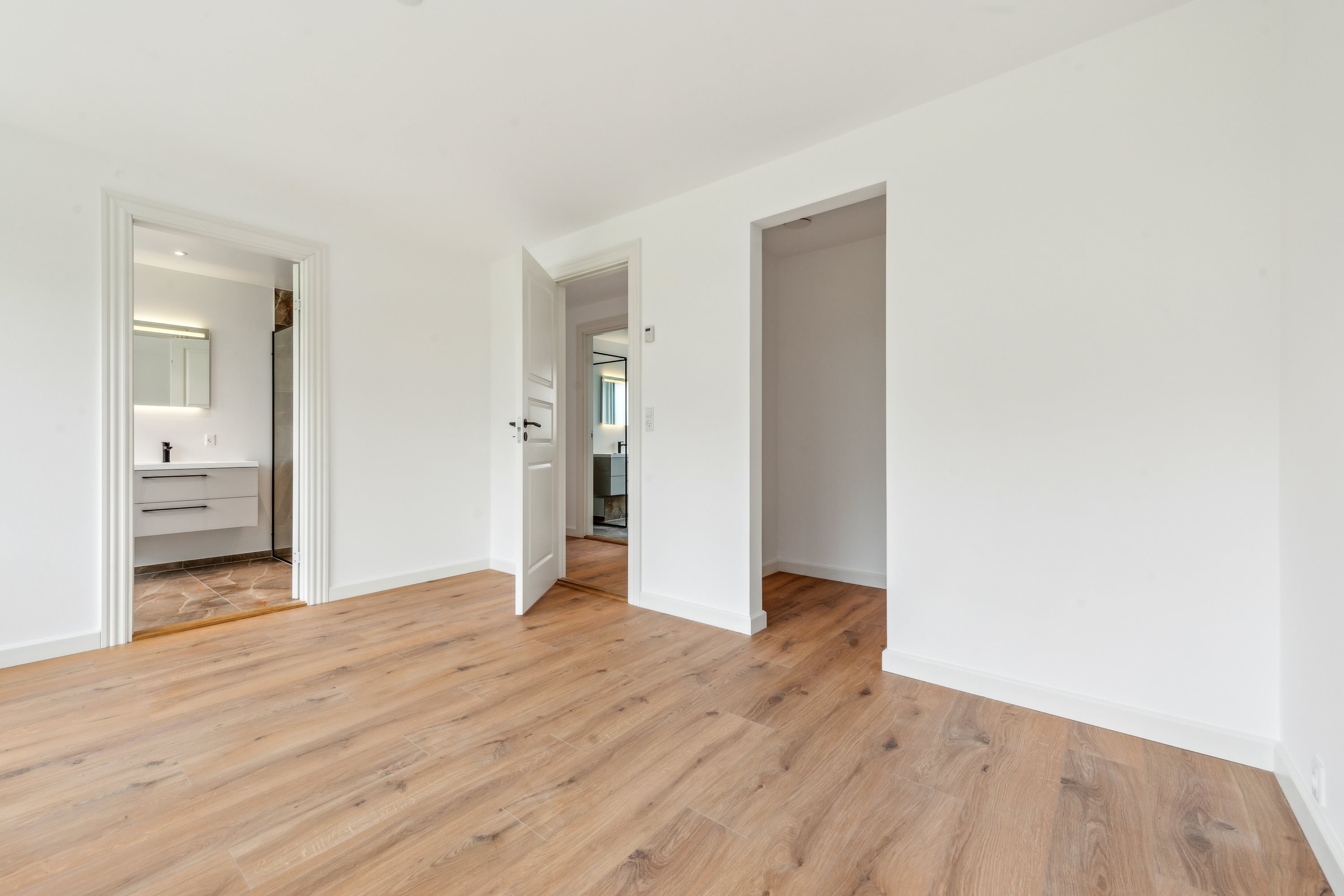 Fremhævet værelse billede i fuldskærmstilstand. Billede af Højager 14, 2670 Greve