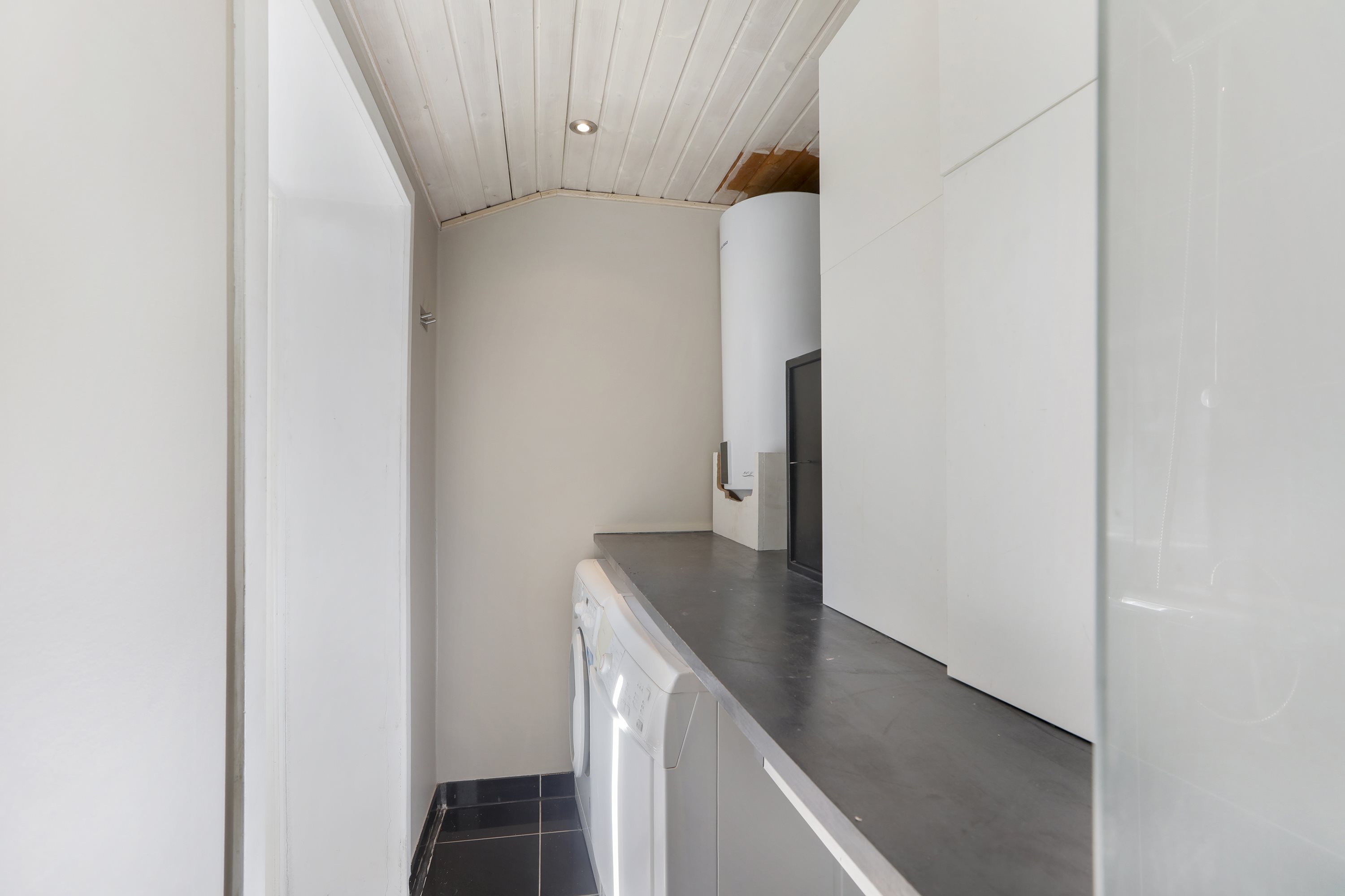 Fremhævet bryggers i badevær. billede i fuldskærmstilstand. Billede af Bjarkesvej 1, 2740 Skovlunde