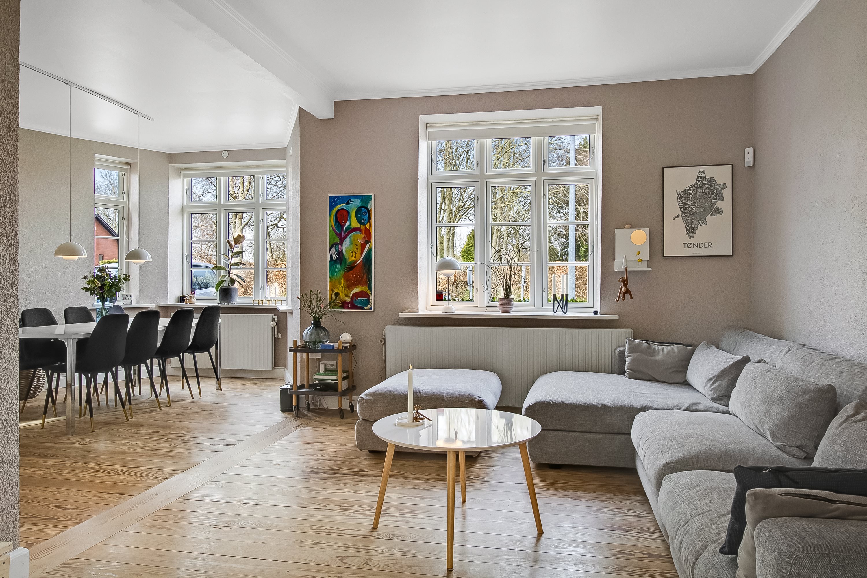 Fremhævet indendørs billede i fuldskærmstilstand. Billede af Carstensgade 77, 6270 Tønder