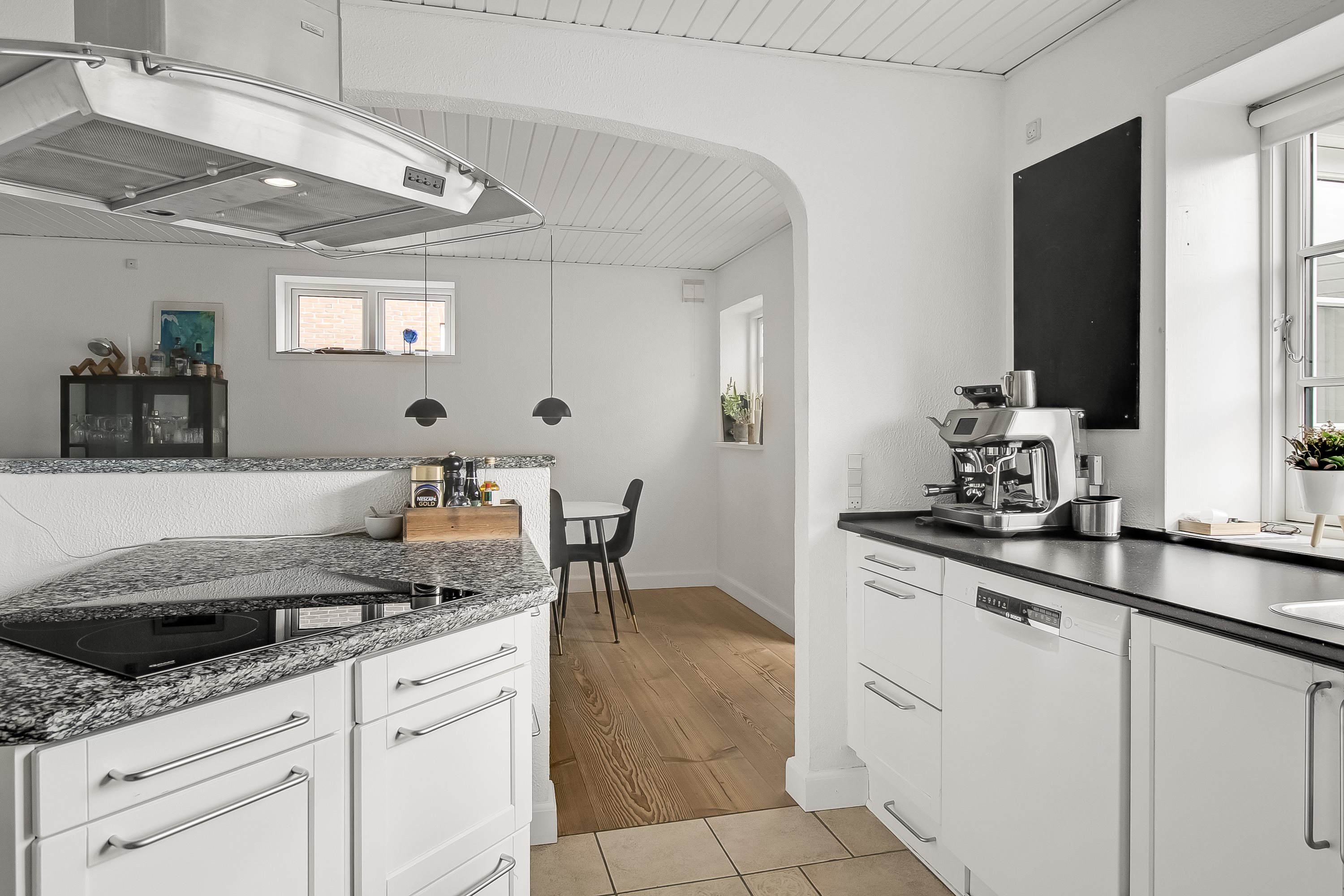 Fremhævet indendørs billede i fuldskærmstilstand. Billede af Carstensgade 77, 6270 Tønder