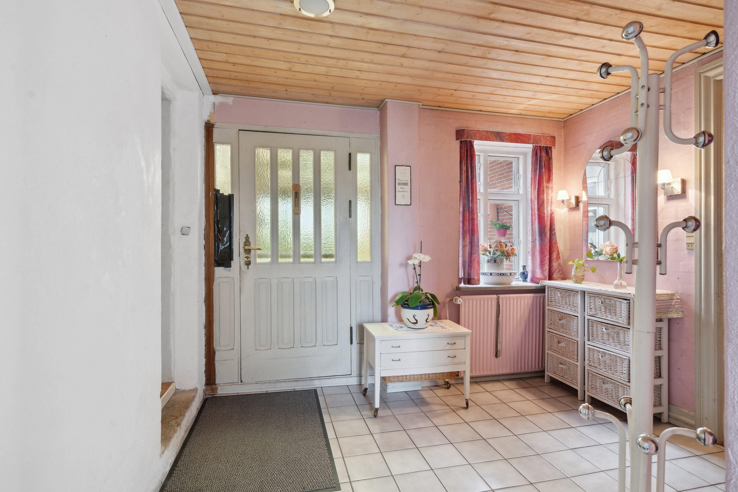 Fremhævet entré billede i fuldskærmstilstand. Billede af Slettens Landevej 15, V Egense, 5400 Bogense