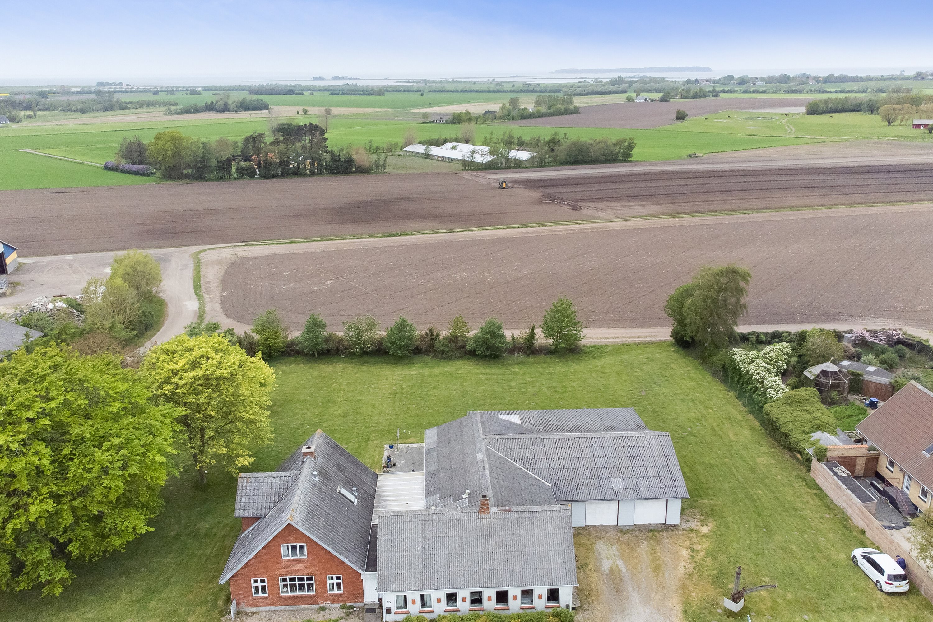 Fremhævet luftfoto billede i fuldskærmstilstand. Billede af Slettens Landevej 15, V Egense, 5400 Bogense