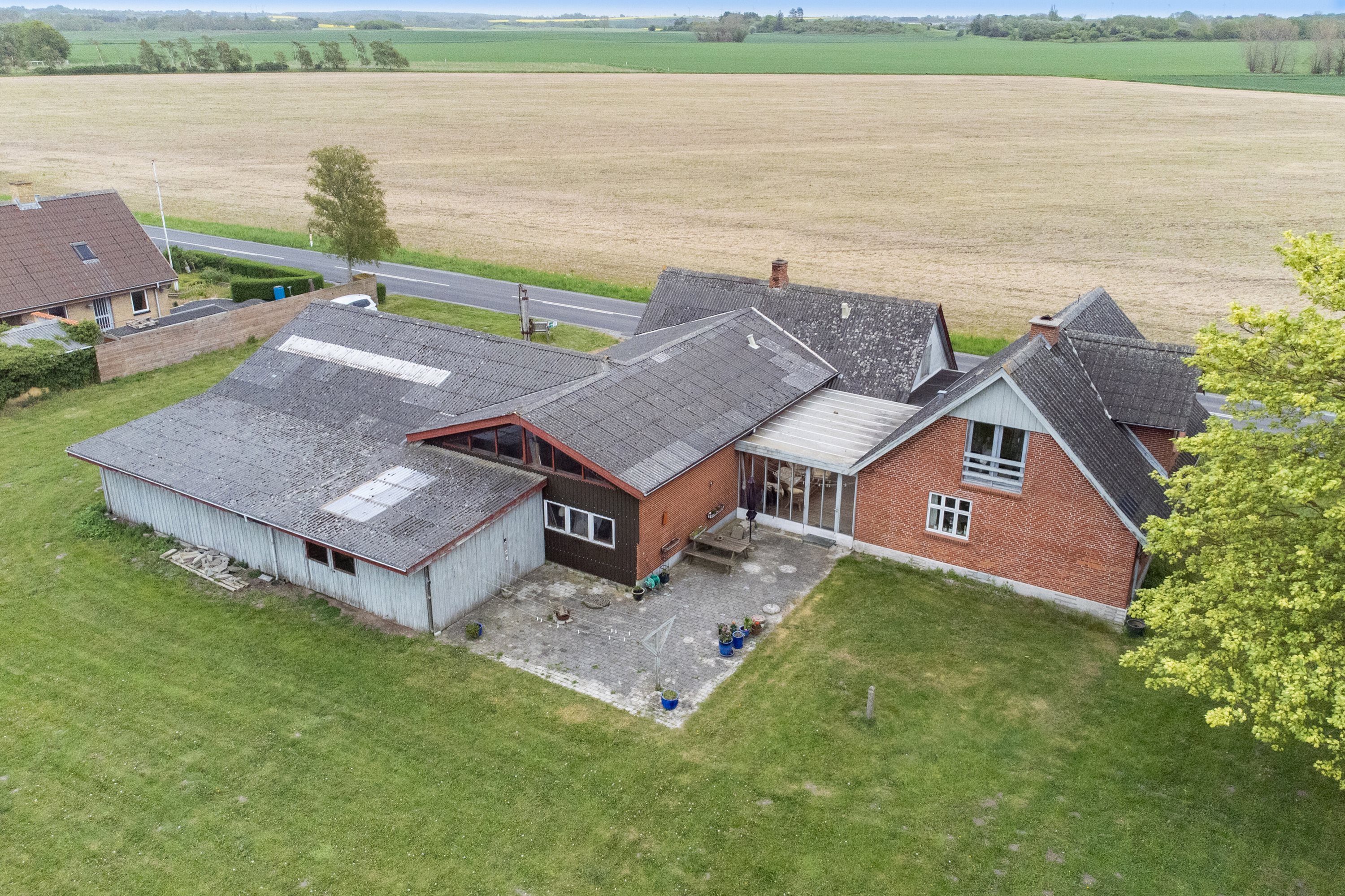 Fremhævet luftfoto billede i fuldskærmstilstand. Billede af Slettens Landevej 15, V Egense, 5400 Bogense