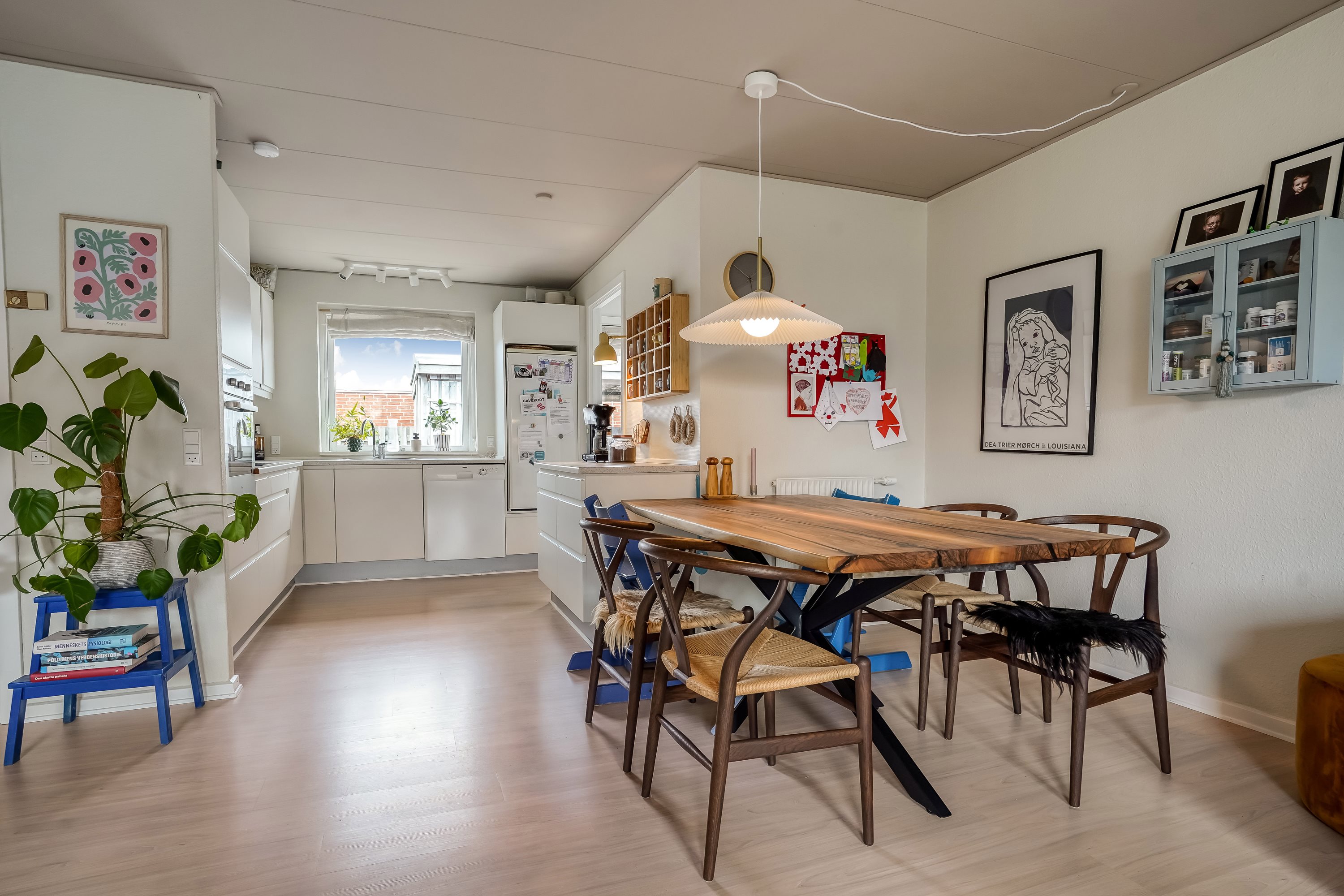 Fremhævet stue billede i fuldskærmstilstand. Billede af Toftekær 61B, 5471 Søndersø