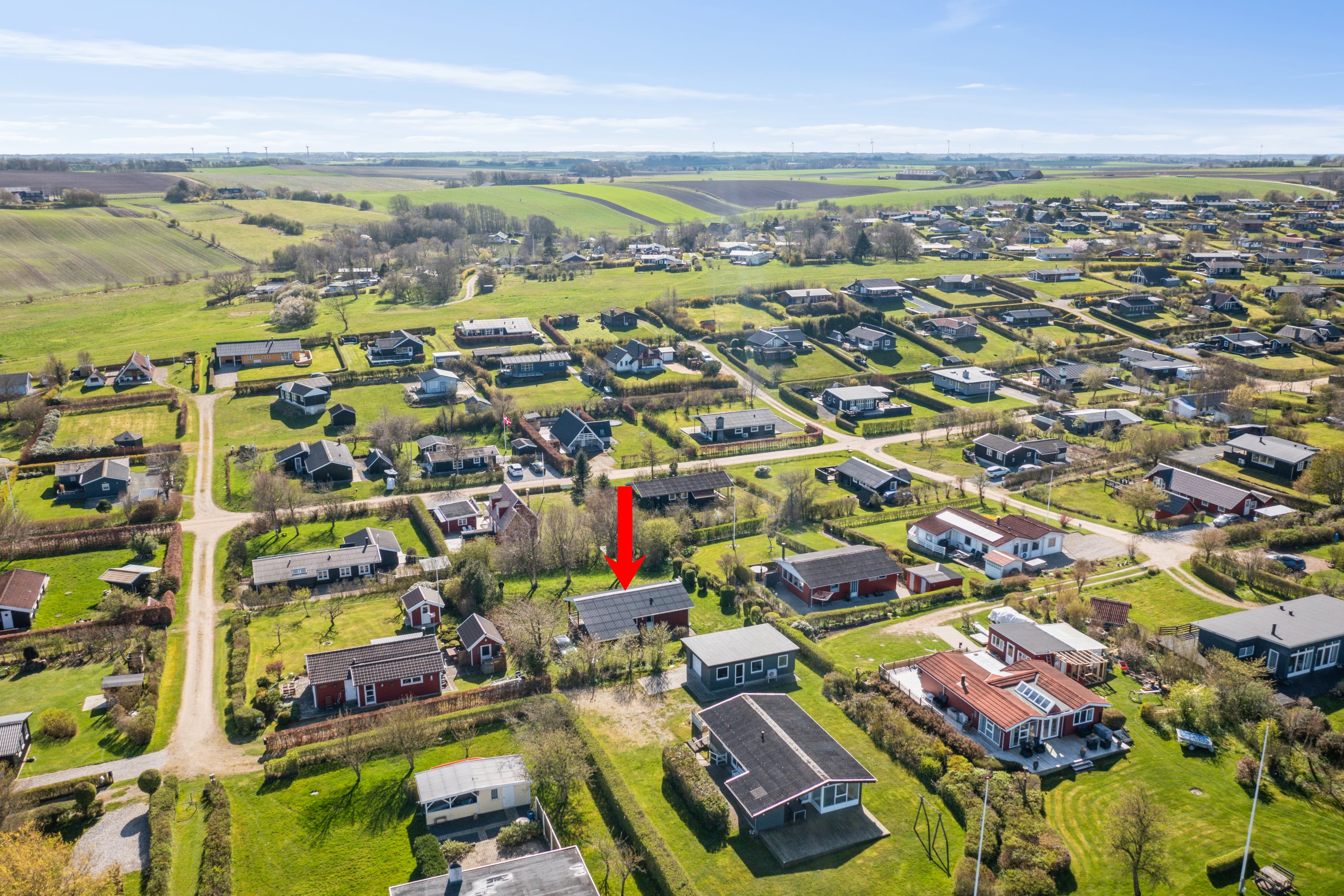 Fremhævet luftfoto billede i fuldskærmstilstand. Billede af Stranddalen 135, Eskov, 7870 Roslev