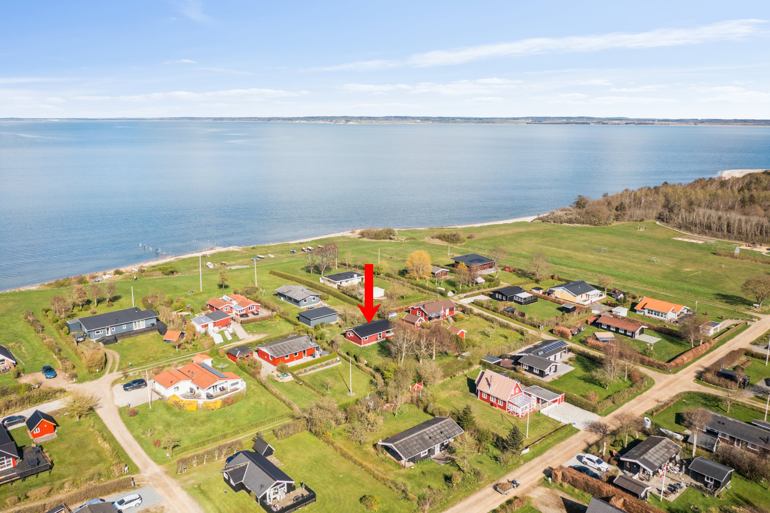 Fremhævet luftfoto billede i fuldskærmstilstand. Billede af Stranddalen 135, Eskov, 7870 Roslev