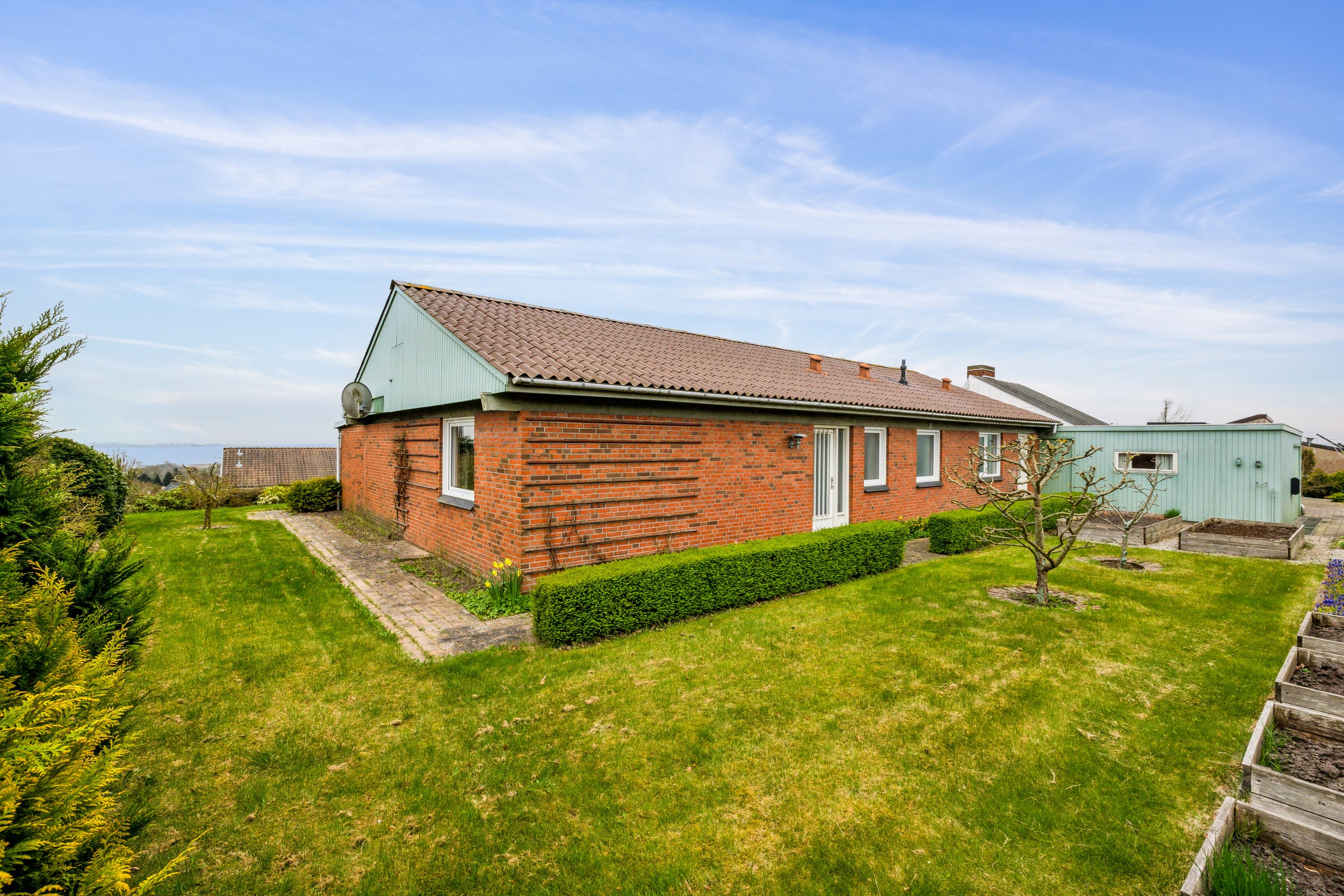 Fremhævet ejendom 1 billede i fuldskærmstilstand. Billede af Baunevænget 14, 8410 Rønde