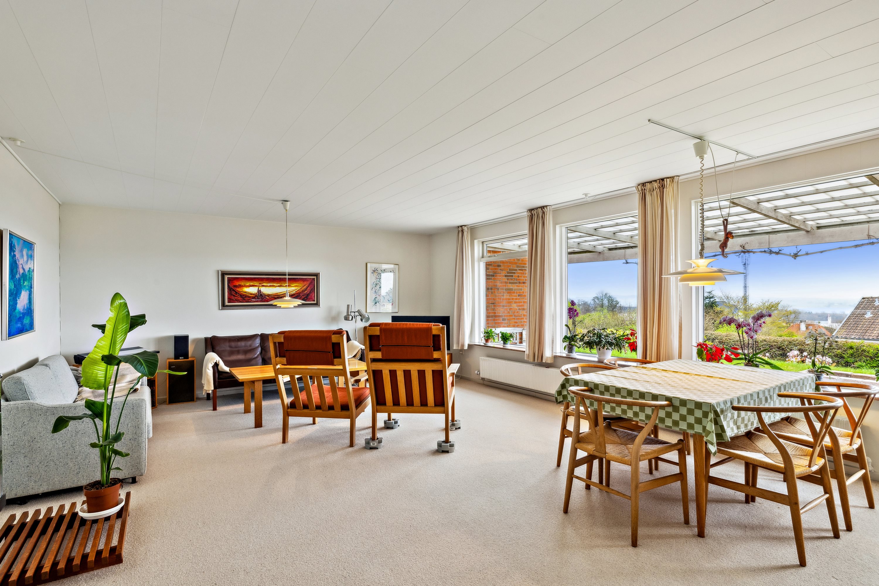 Fremhævet stue billede i fuldskærmstilstand. Billede af Baunevænget 14, 8410 Rønde