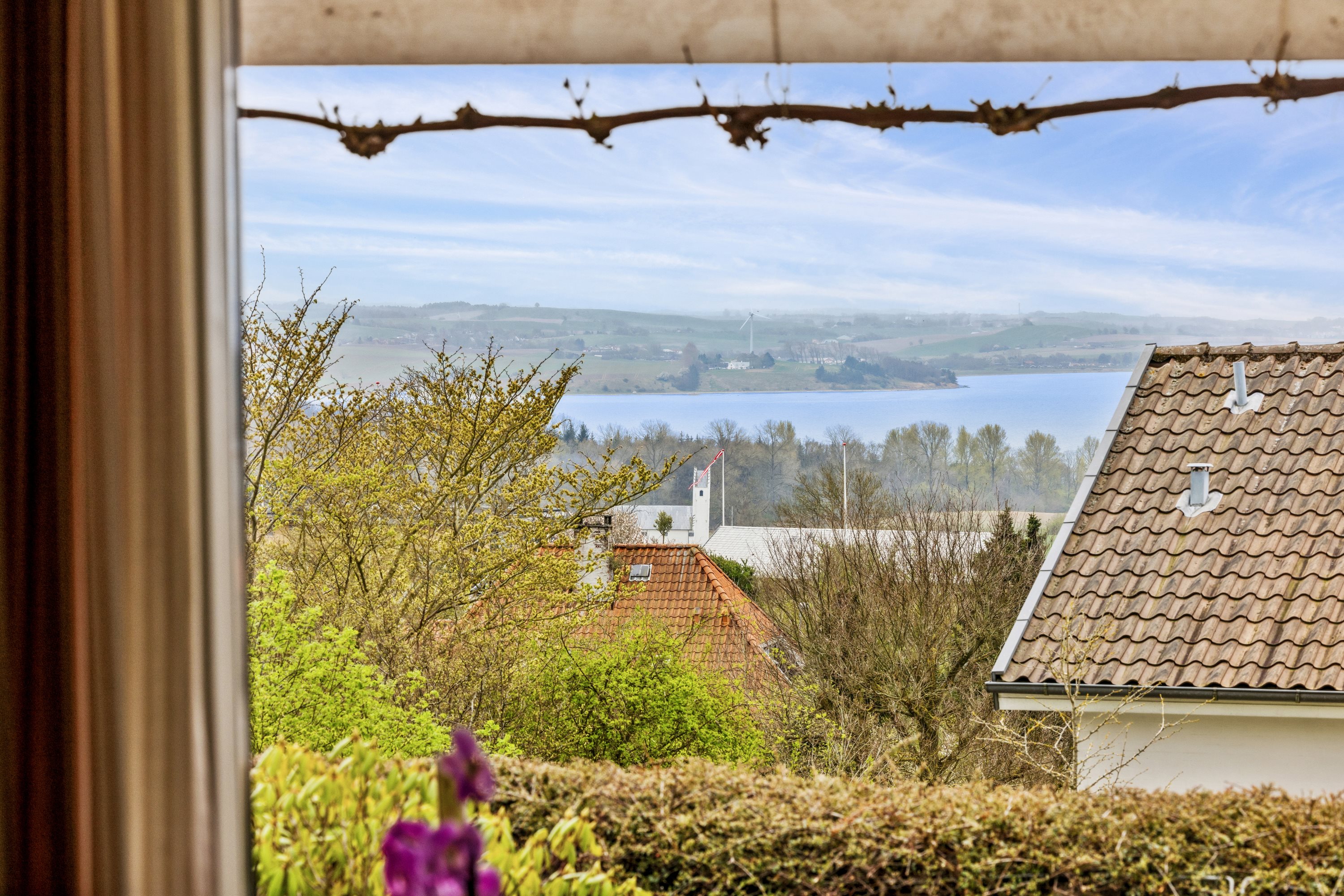 Fremhævet udsigt billede i fuldskærmstilstand. Billede af Baunevænget 14, 8410 Rønde