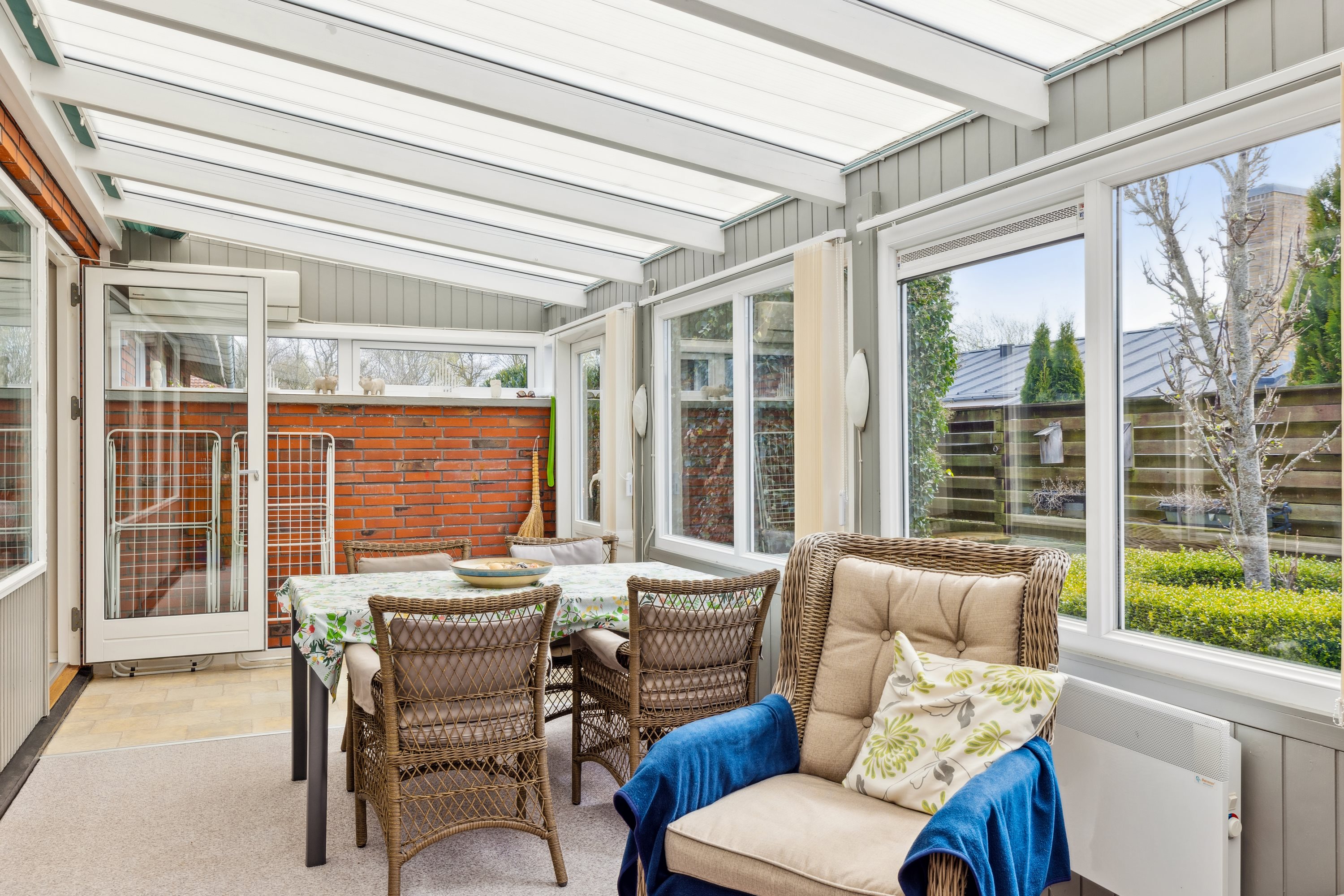 Fremhævet udestue billede i fuldskærmstilstand. Billede af Drosselvænget 1, 6760 Ribe