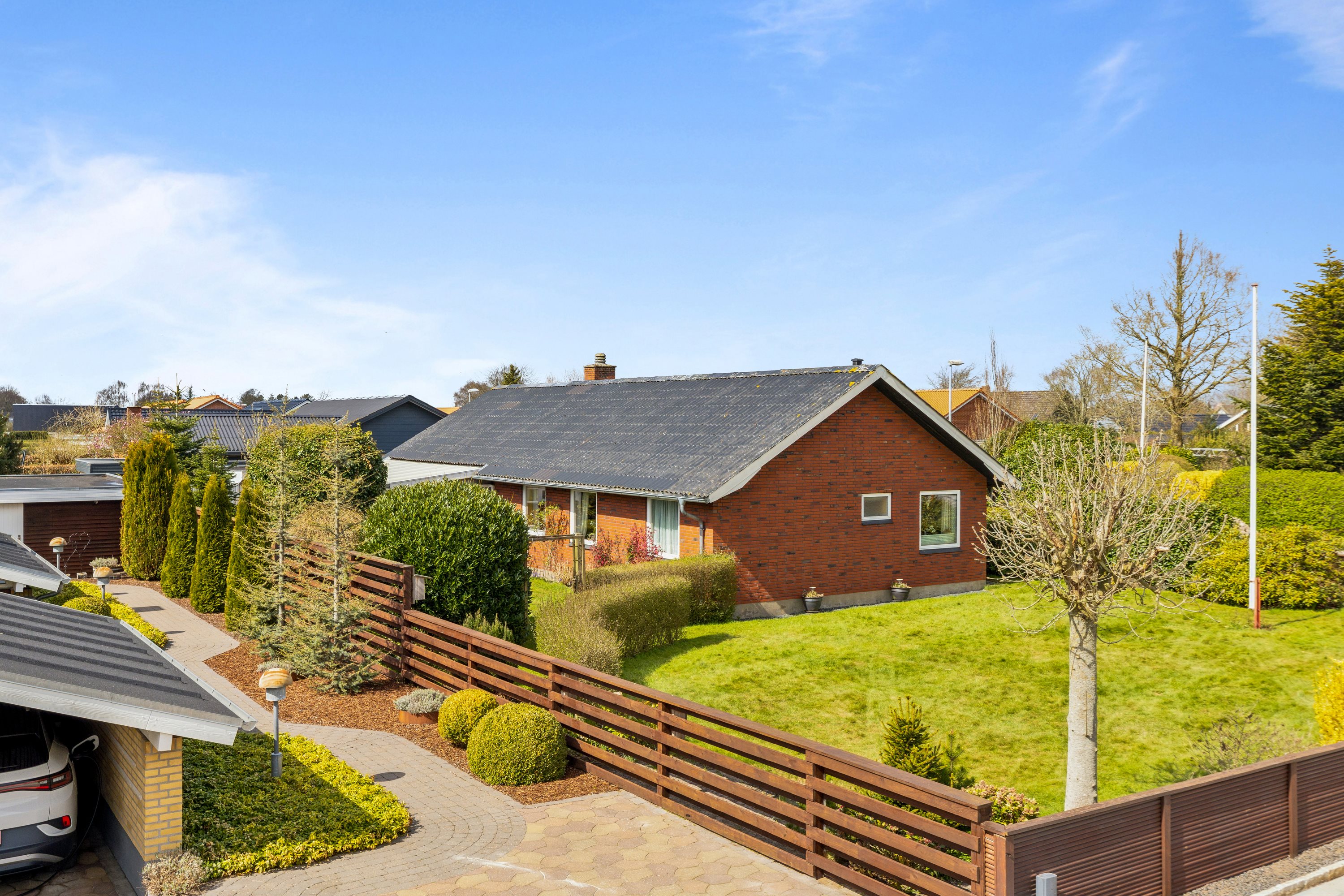 Fremhævet ejendommen billede i fuldskærmstilstand. Billede af Drosselvænget 1, 6760 Ribe