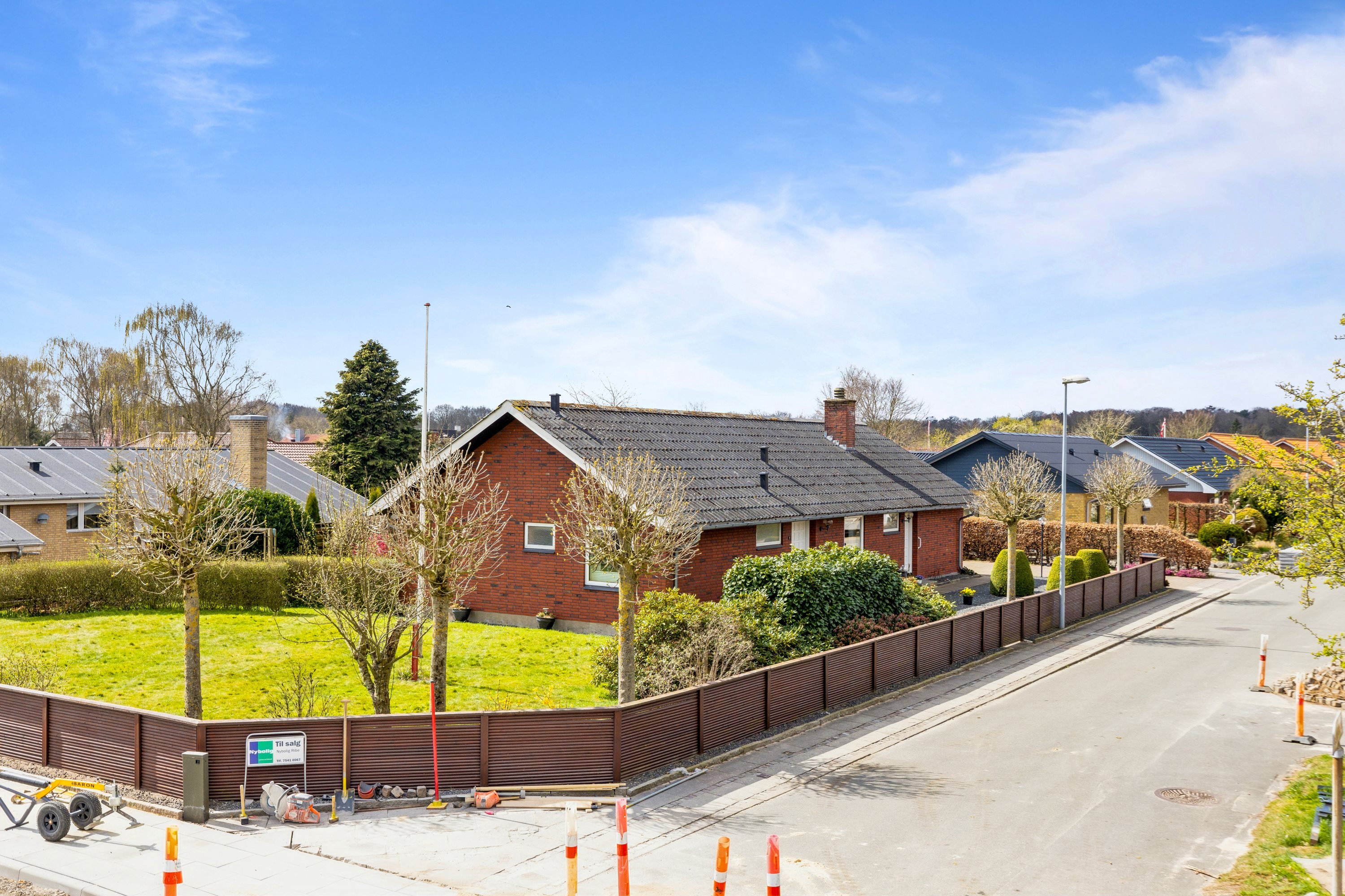 Miniaturebillede 2: ejendommen. Billede af Drosselvænget 1, 6760 Ribe