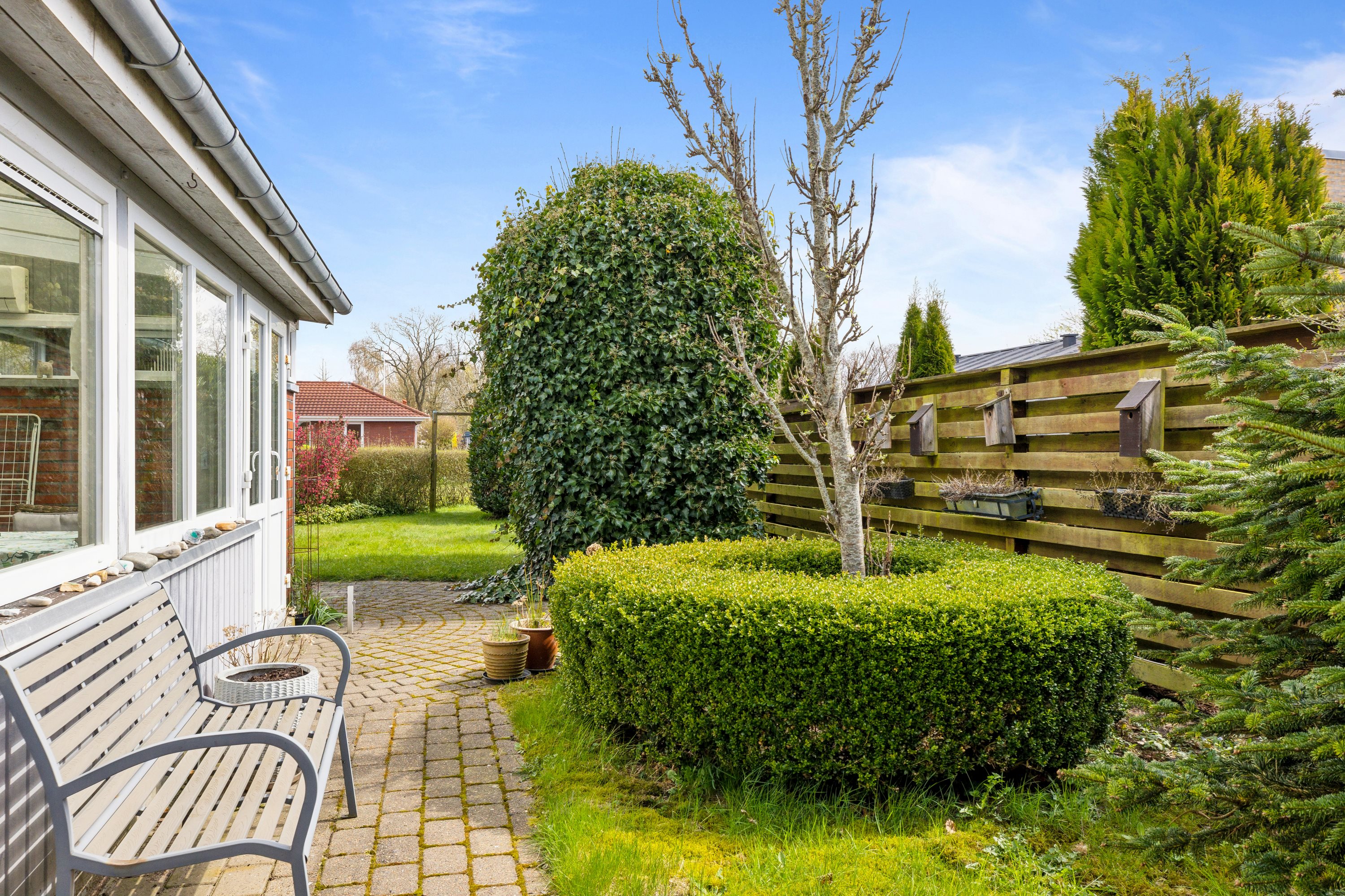 Fremhævet terrasse billede i fuldskærmstilstand. Billede af Drosselvænget 1, 6760 Ribe