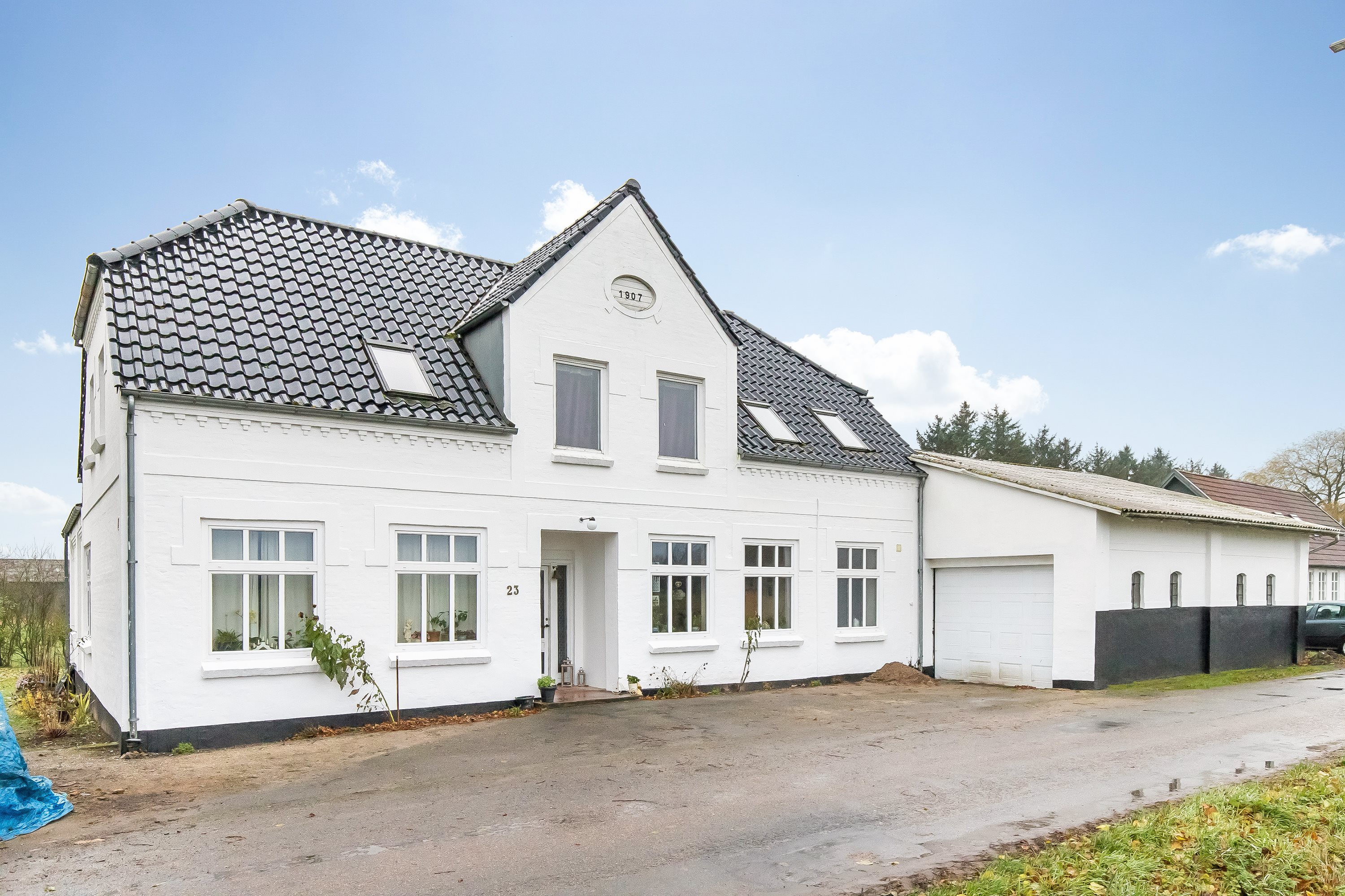 Miniaturebillede 1: ejendommen. Billede af Favrvrå Bygade 23, 6070 Christiansfeld