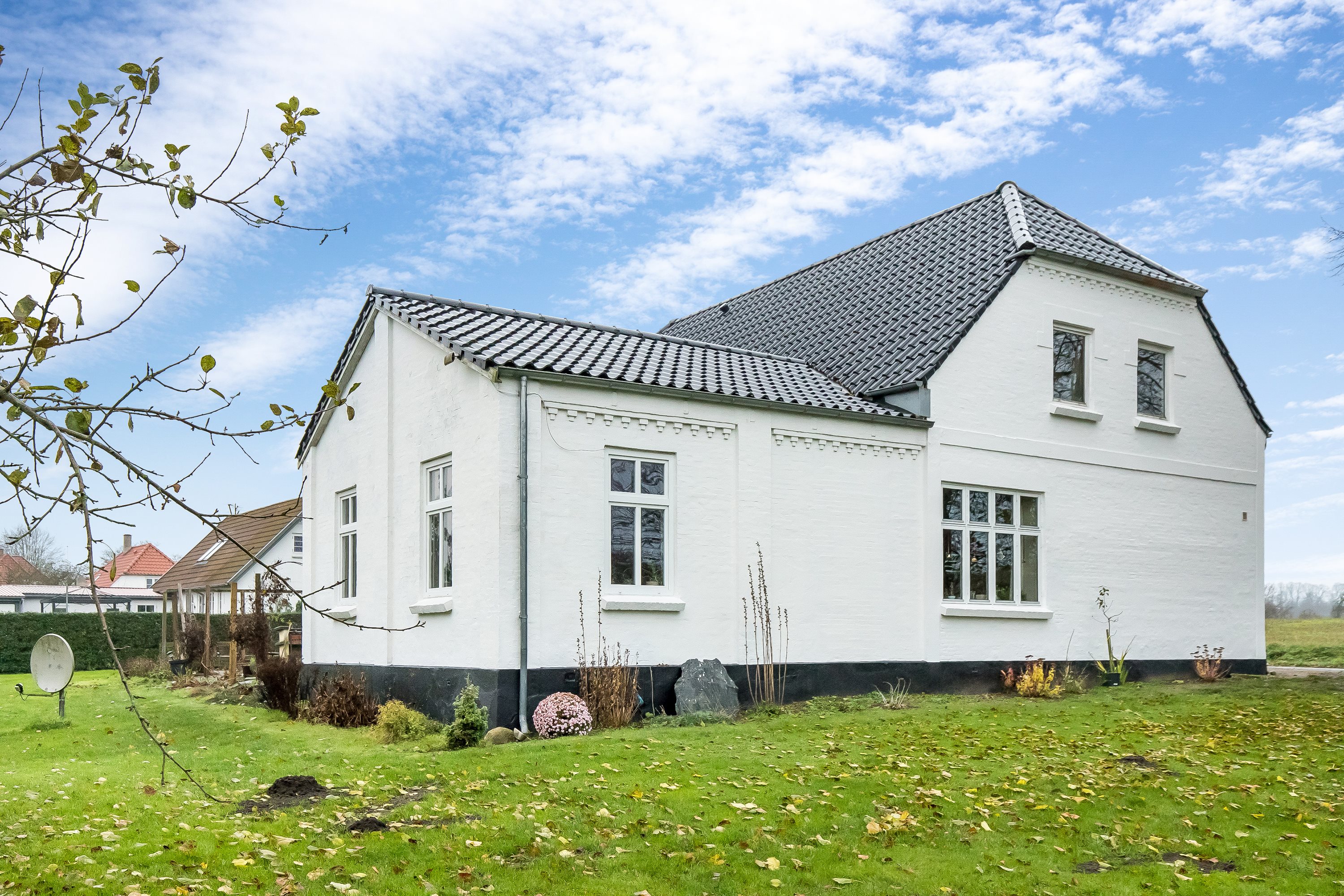 Fremhævet ejendommen billede i fuldskærmstilstand. Billede af Favrvrå Bygade 23, 6070 Christiansfeld