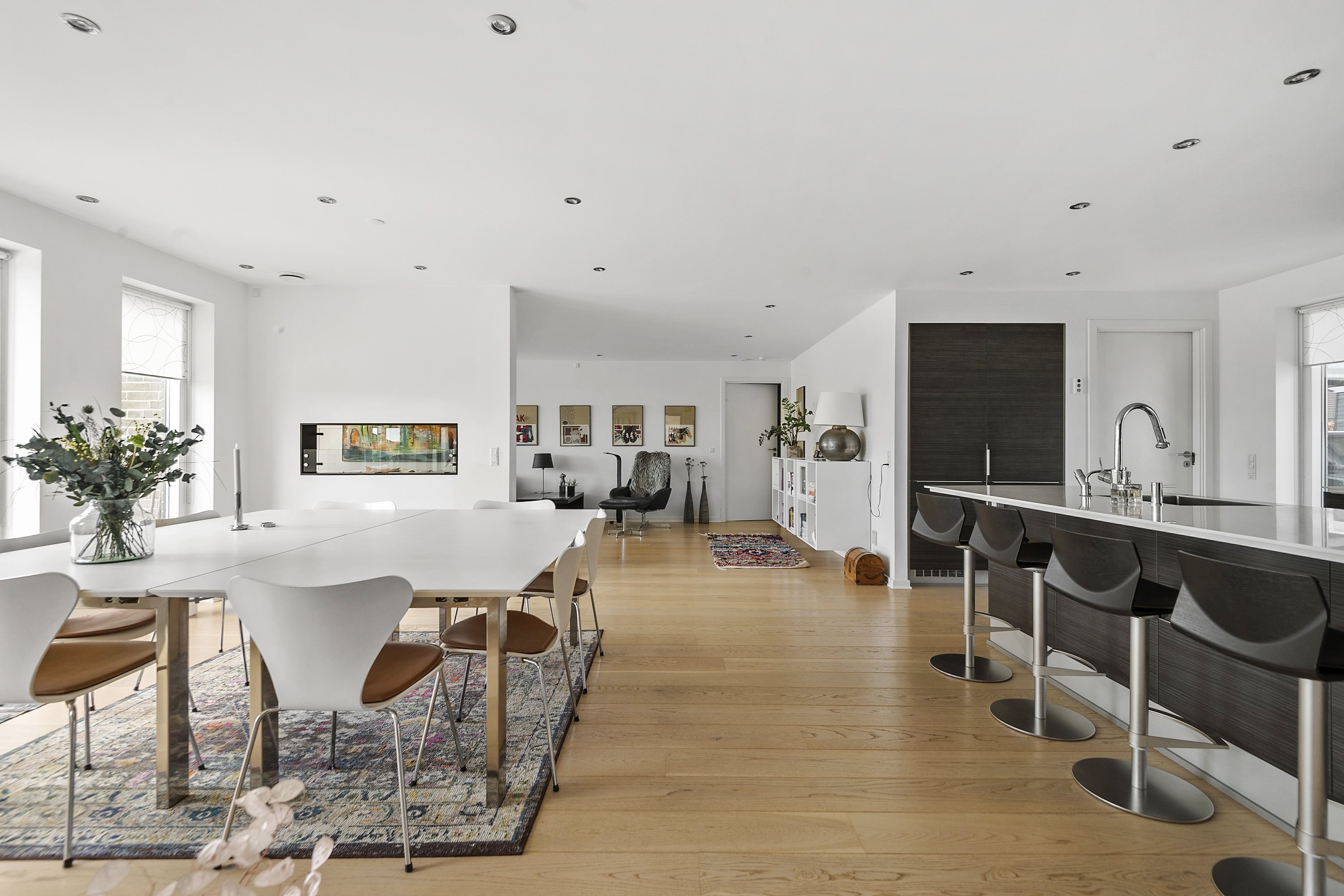 Fremhævet spisestue billede i fuldskærmstilstand. Billede af Landlystvej 136, Tarp, 6715 Esbjerg N