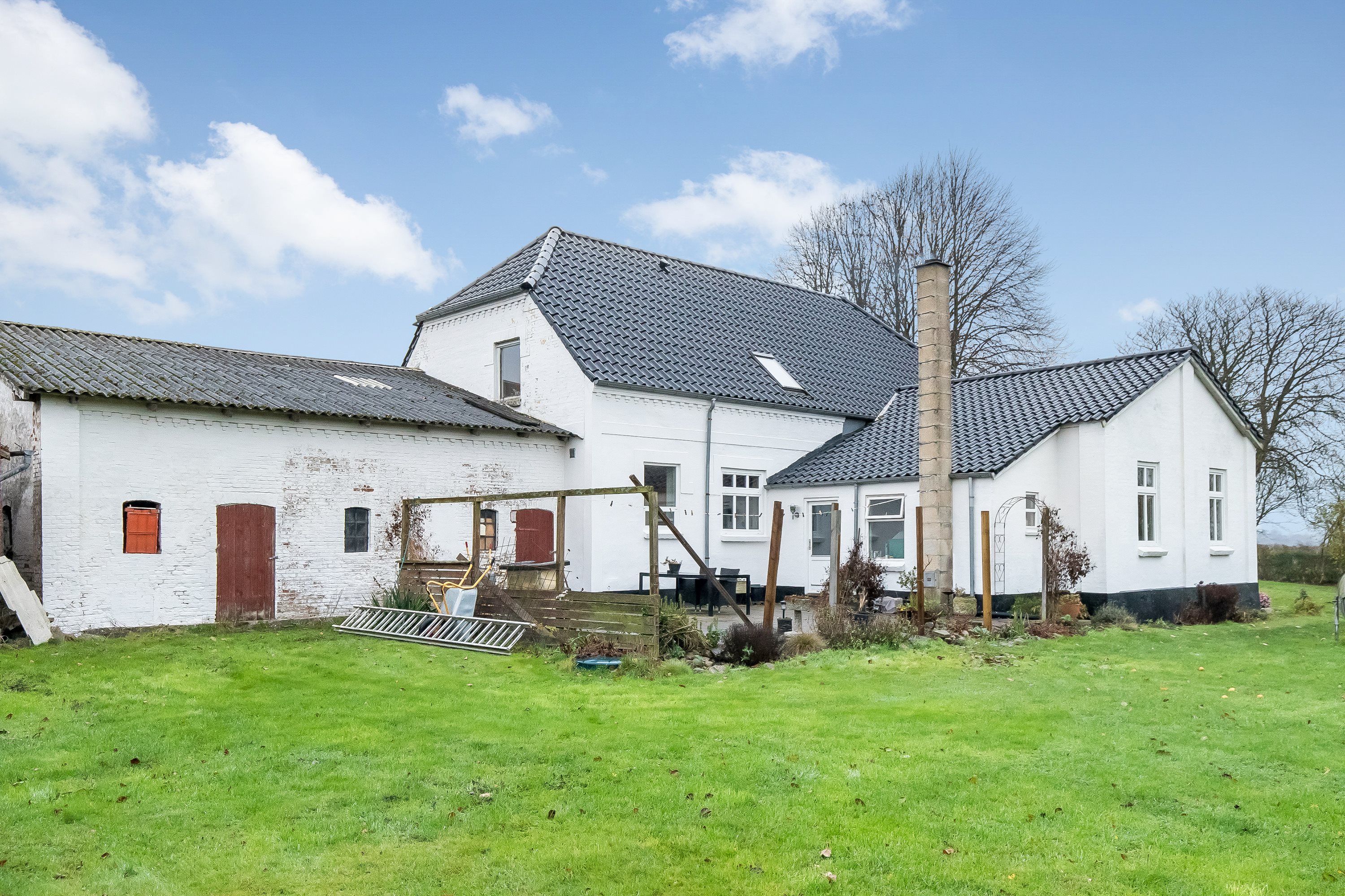 Fremhævet ejendommen billede i fuldskærmstilstand. Billede af Favrvrå Bygade 23, 6070 Christiansfeld