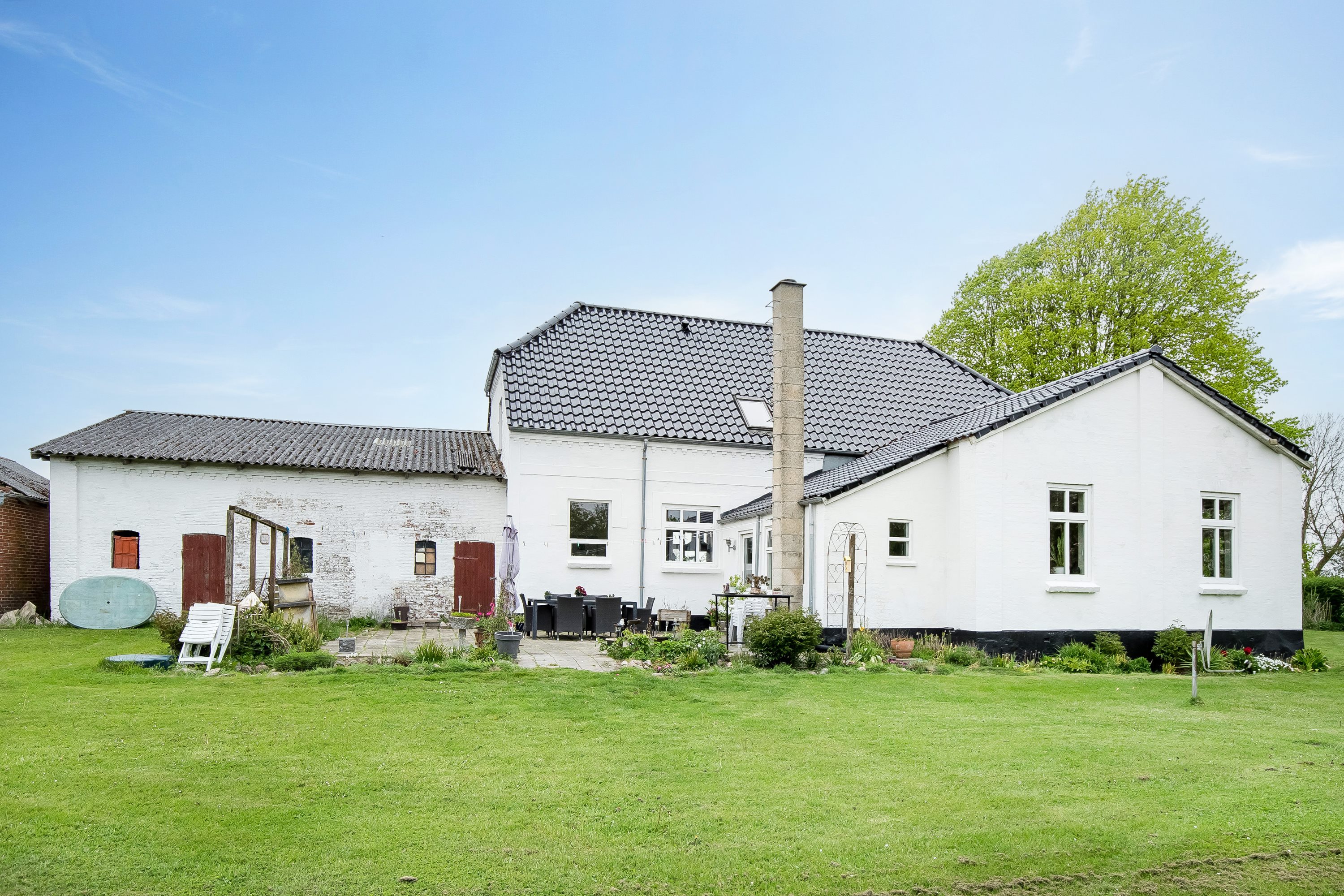 Fremhævet ejendommen billede i fuldskærmstilstand. Billede af Favrvrå Bygade 23, 6070 Christiansfeld