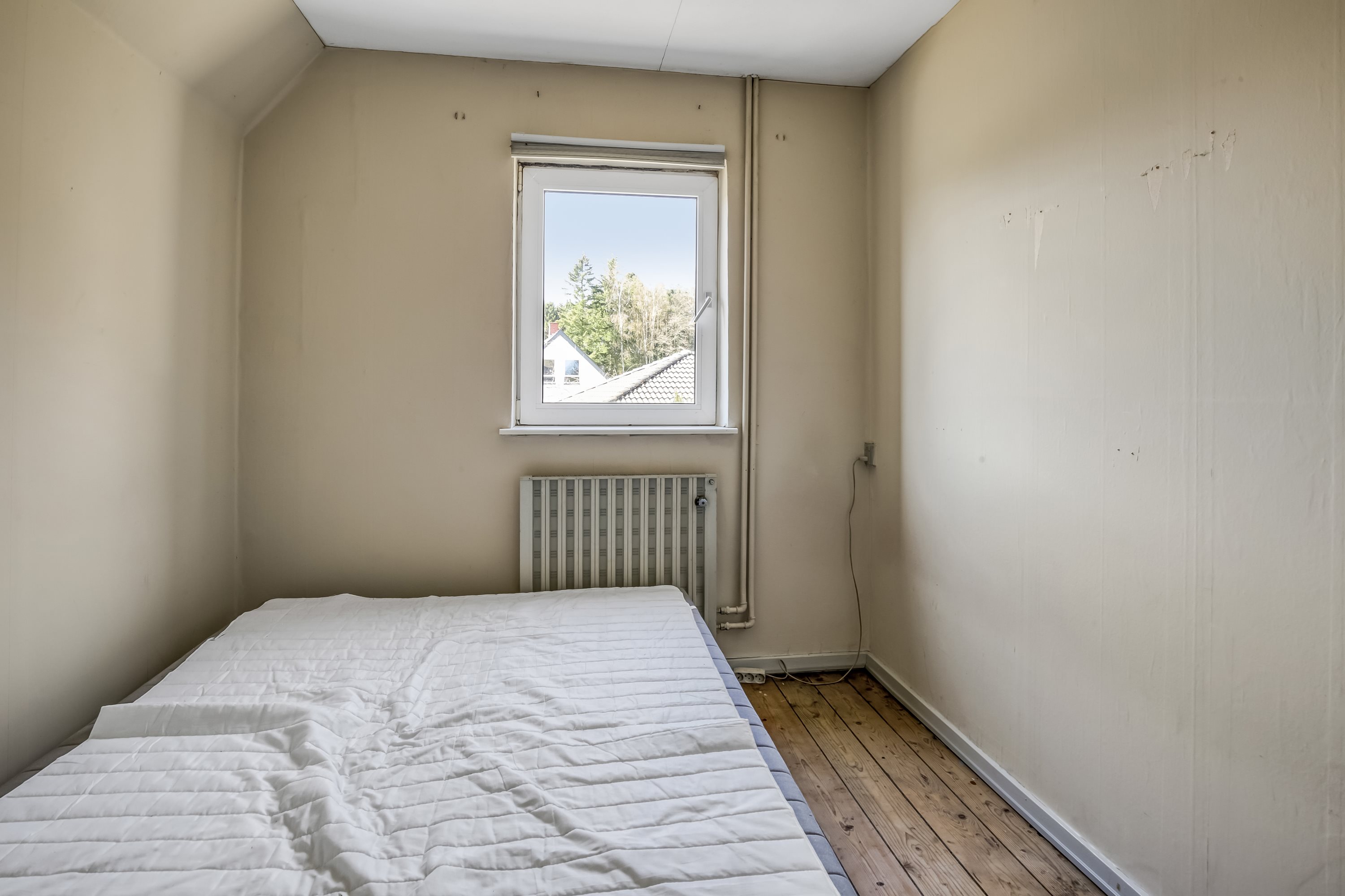 Fremhævet  billede i fuldskærmstilstand. Billede af Stovbakken 8A, Kastrup, 8544 Mørke