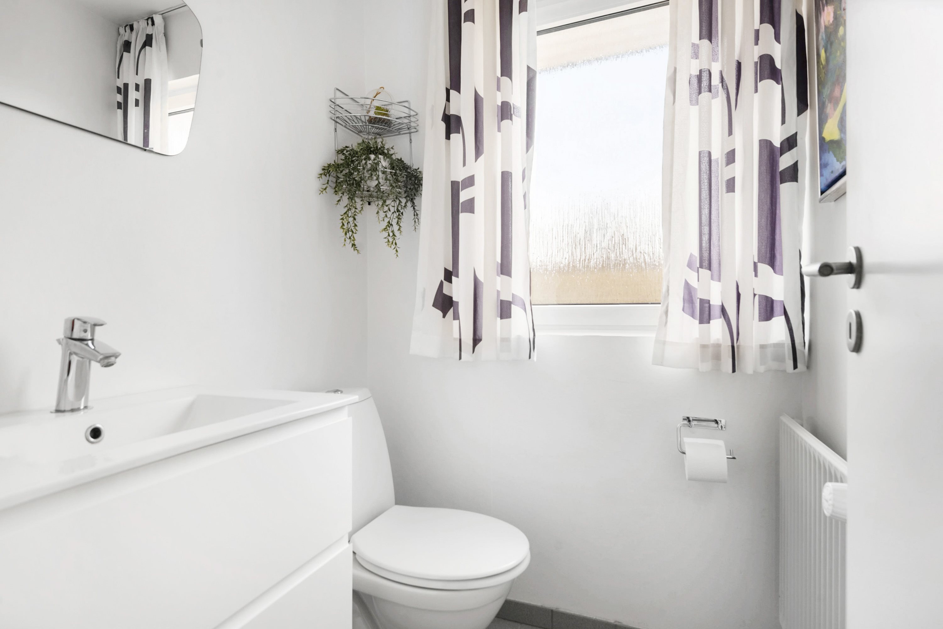 Fremhævet  billede i fuldskærmstilstand. Billede af Skolegade 40, Hou, 8300 Odder