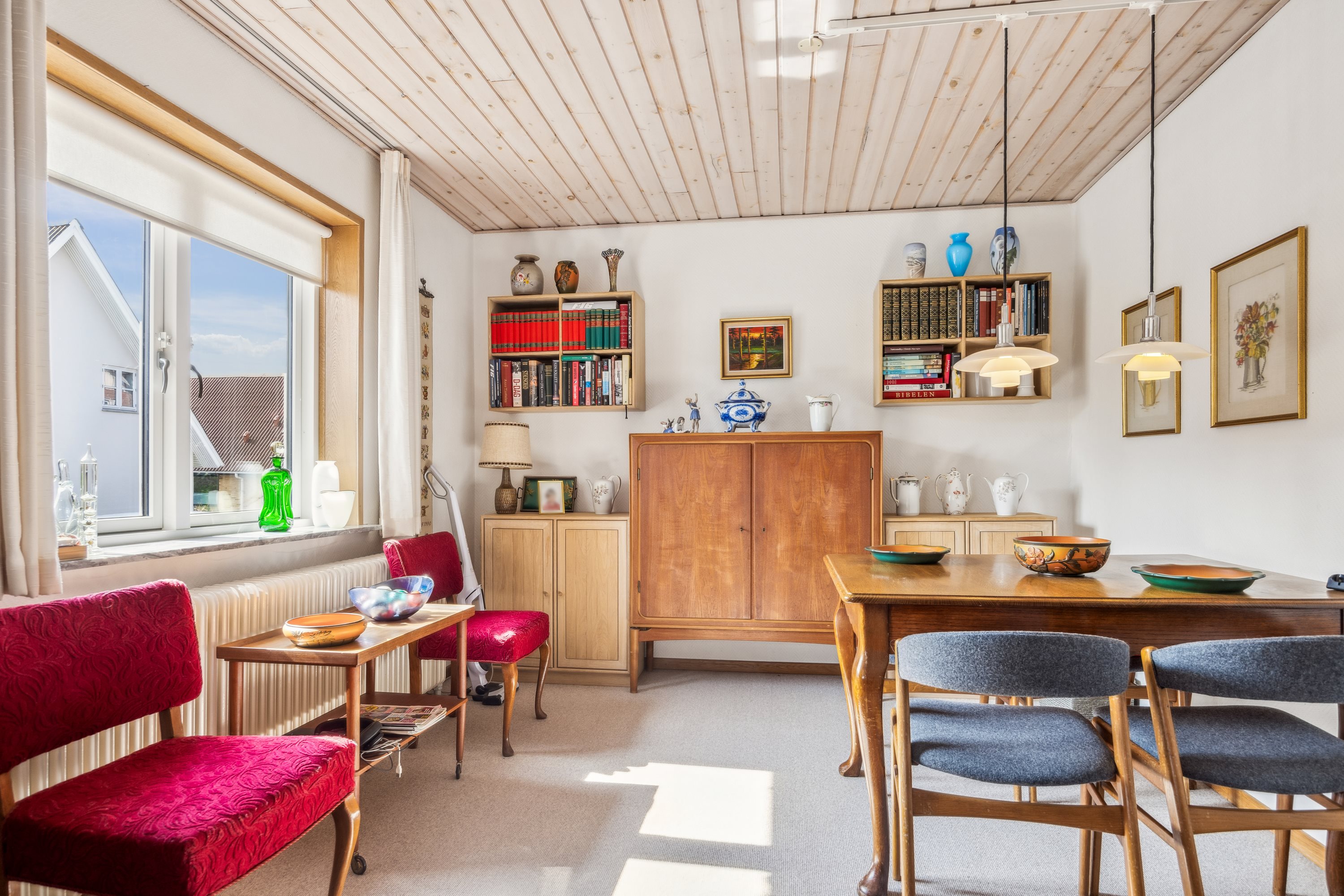 Fremhævet stue billede i fuldskærmstilstand. Billede af Toftevej 22, 9400 Nørresundby