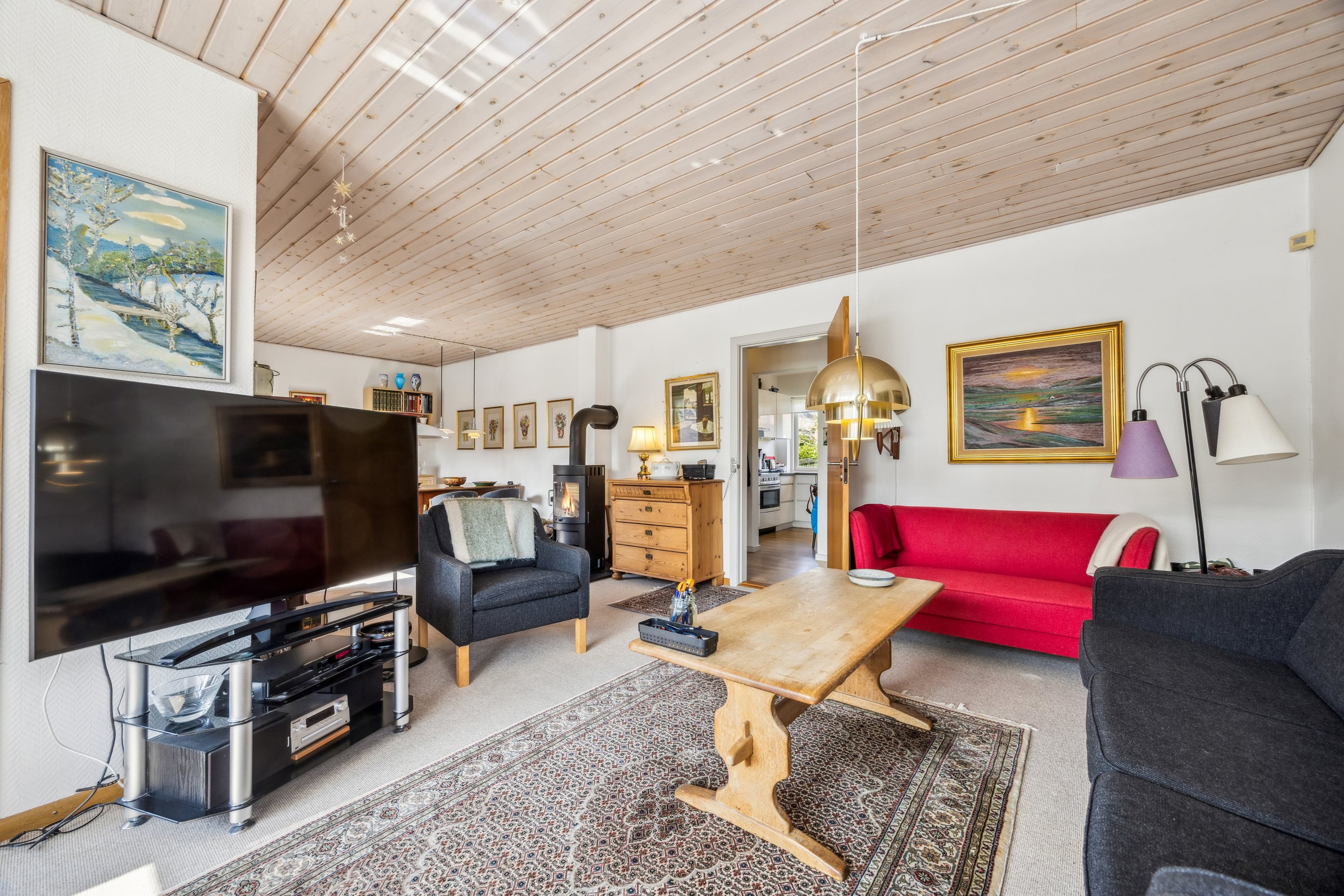 Fremhævet stue billede i fuldskærmstilstand. Billede af Toftevej 22, 9400 Nørresundby