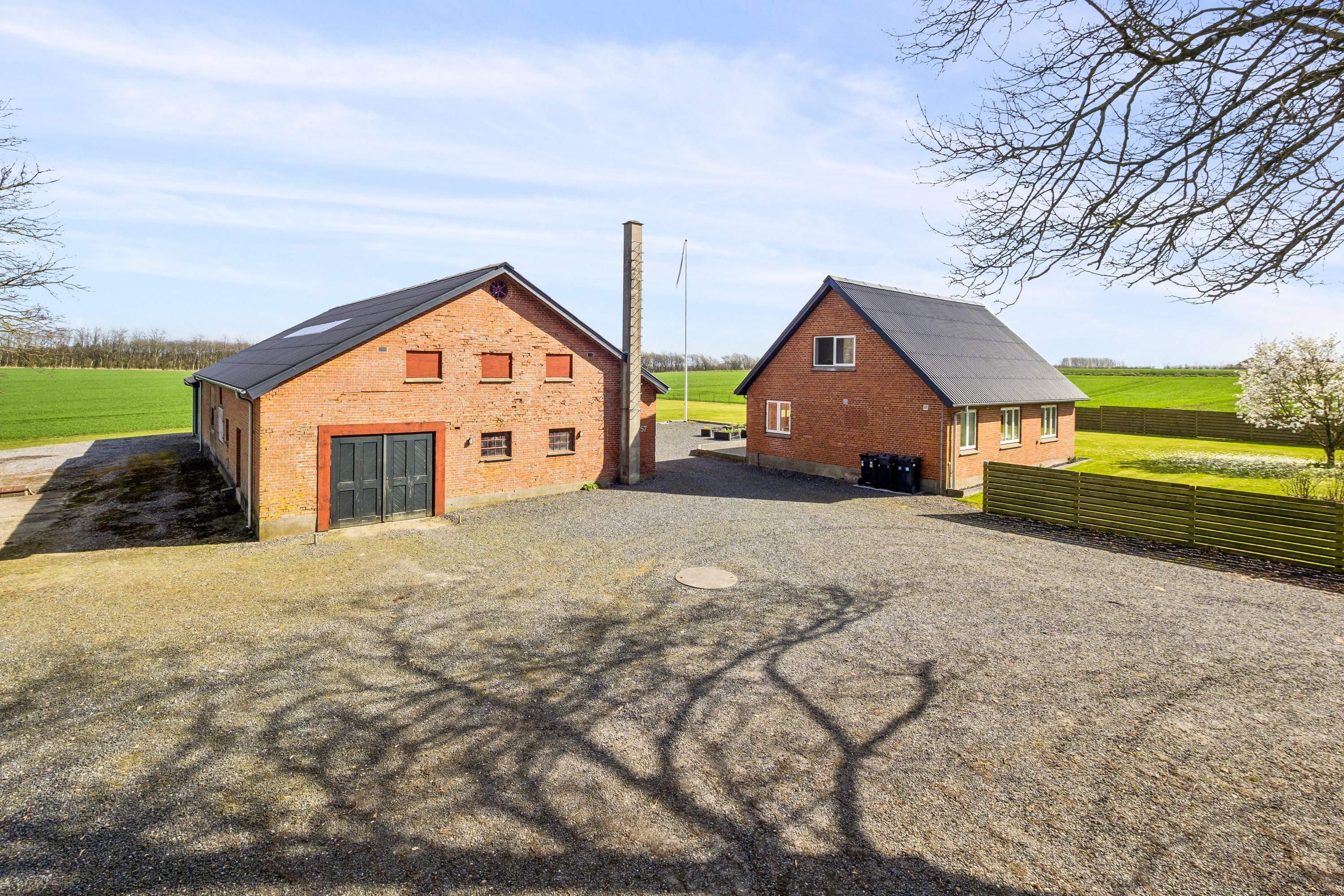 Fremhævet ejendom 1 billede i fuldskærmstilstand. Billede af Aakjærsvej 57, Ø. Lyby, 7870 Roslev