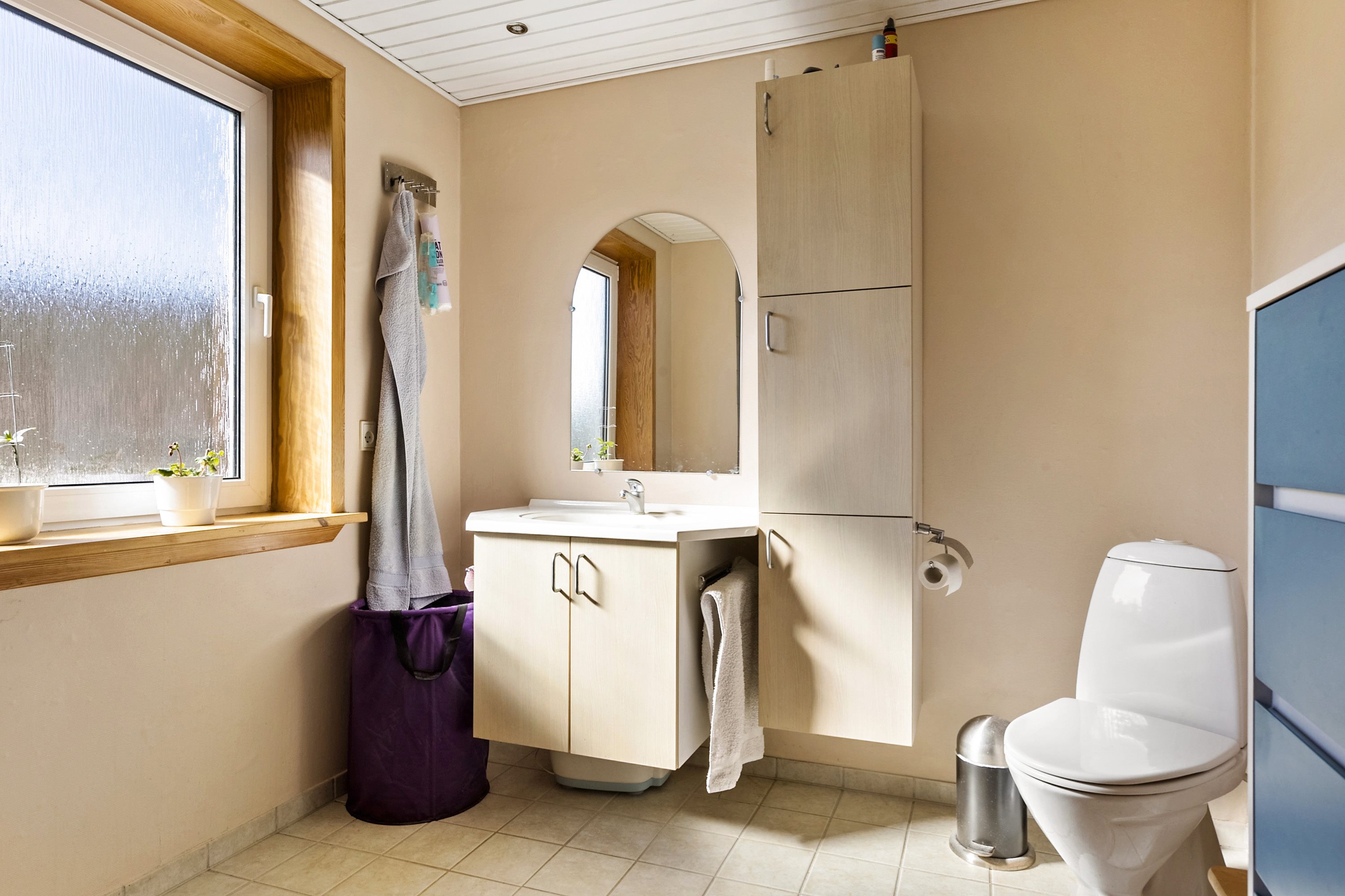 Fremhævet badeværelse billede i fuldskærmstilstand. Billede af Lindbjerg 43, 6200 Aabenraa