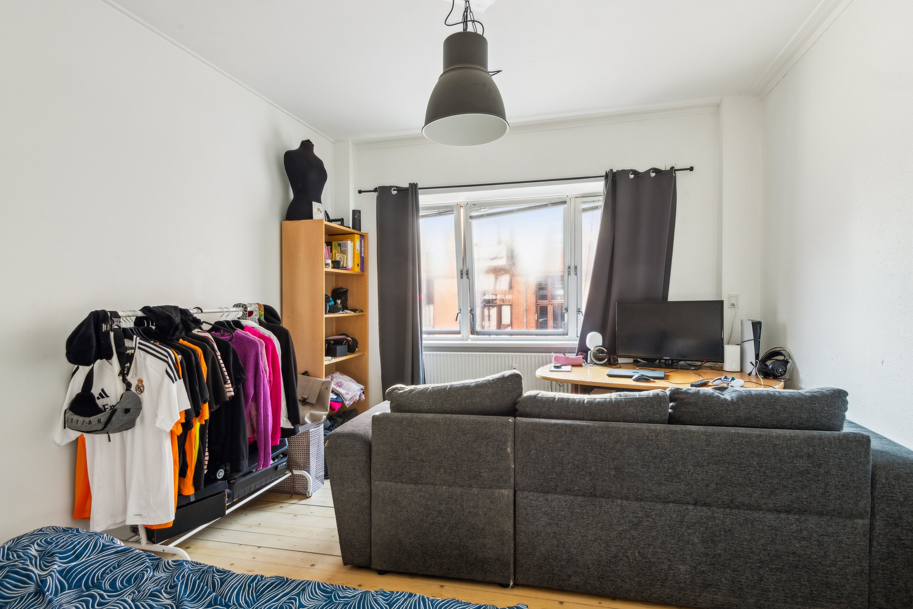 Fremhævet stue billede i fuldskærmstilstand. Billede af Vesterbro 19A, st.. th., 9000 Aalborg