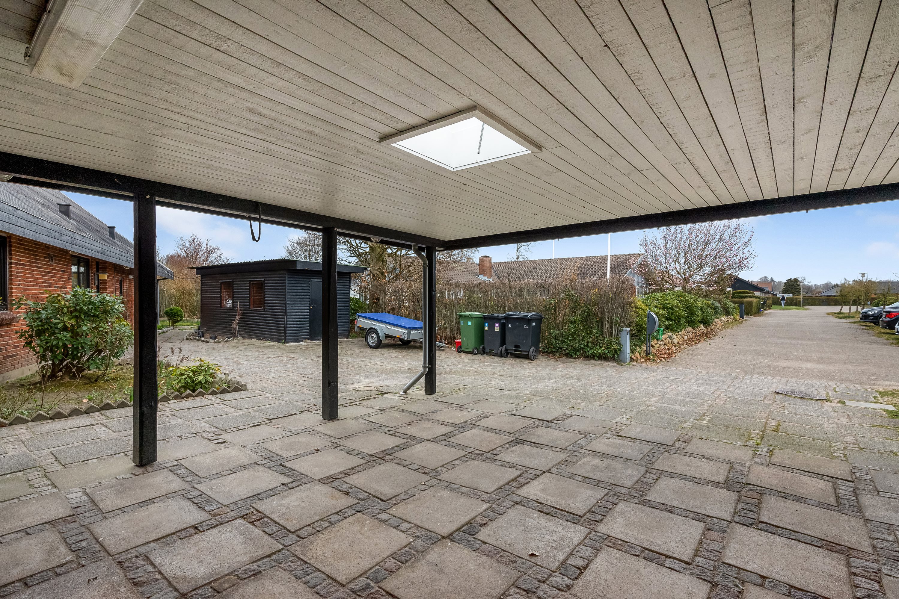 Fremhævet carport billede i fuldskærmstilstand. Billede af P O Pedersens Vej 41, 7500 Holstebro