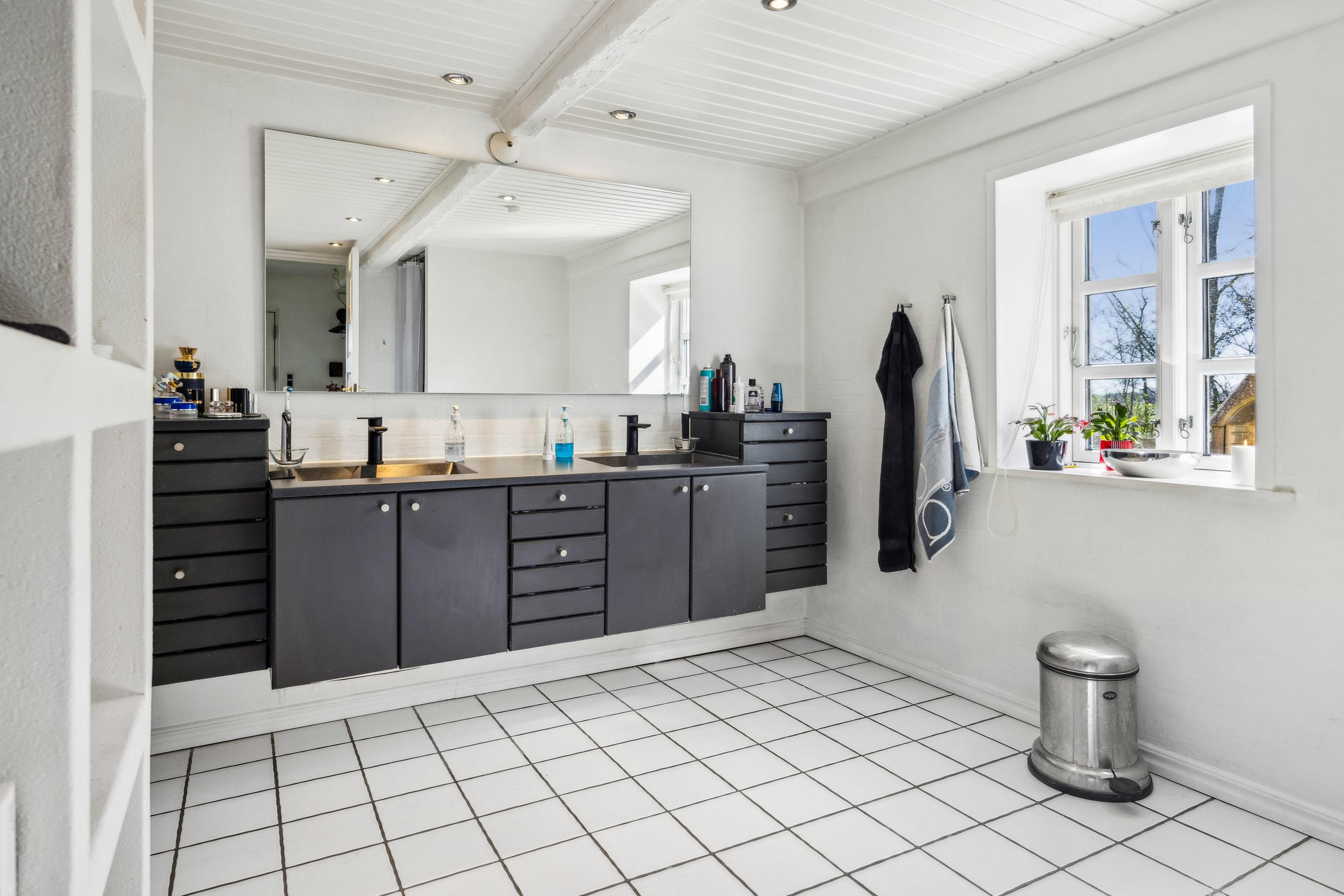 Fremhævet køkken billede i fuldskærmstilstand. Billede af Rørholtvej 72, Ulsted, 9370 Hals