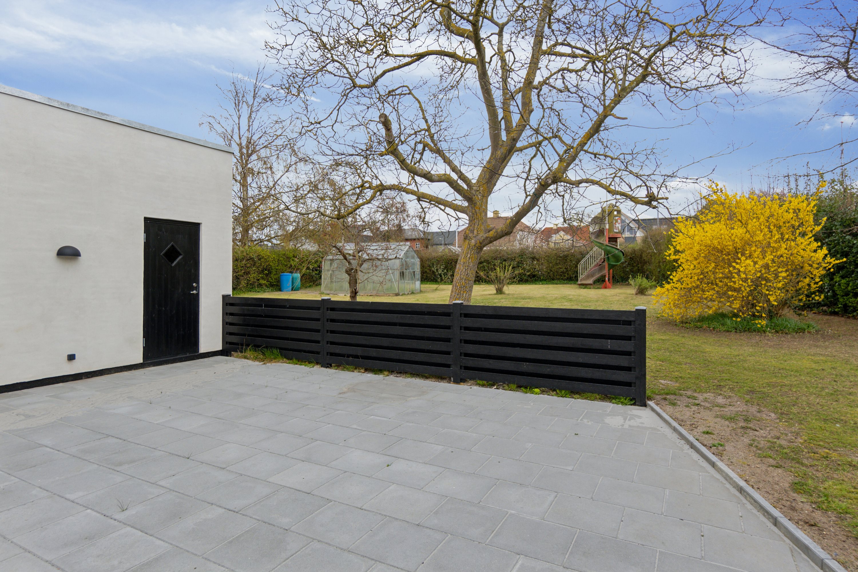 Fremhævet set fra vejen billede i fuldskærmstilstand. Billede af Bülowsvej 15, 4230 Skælskør