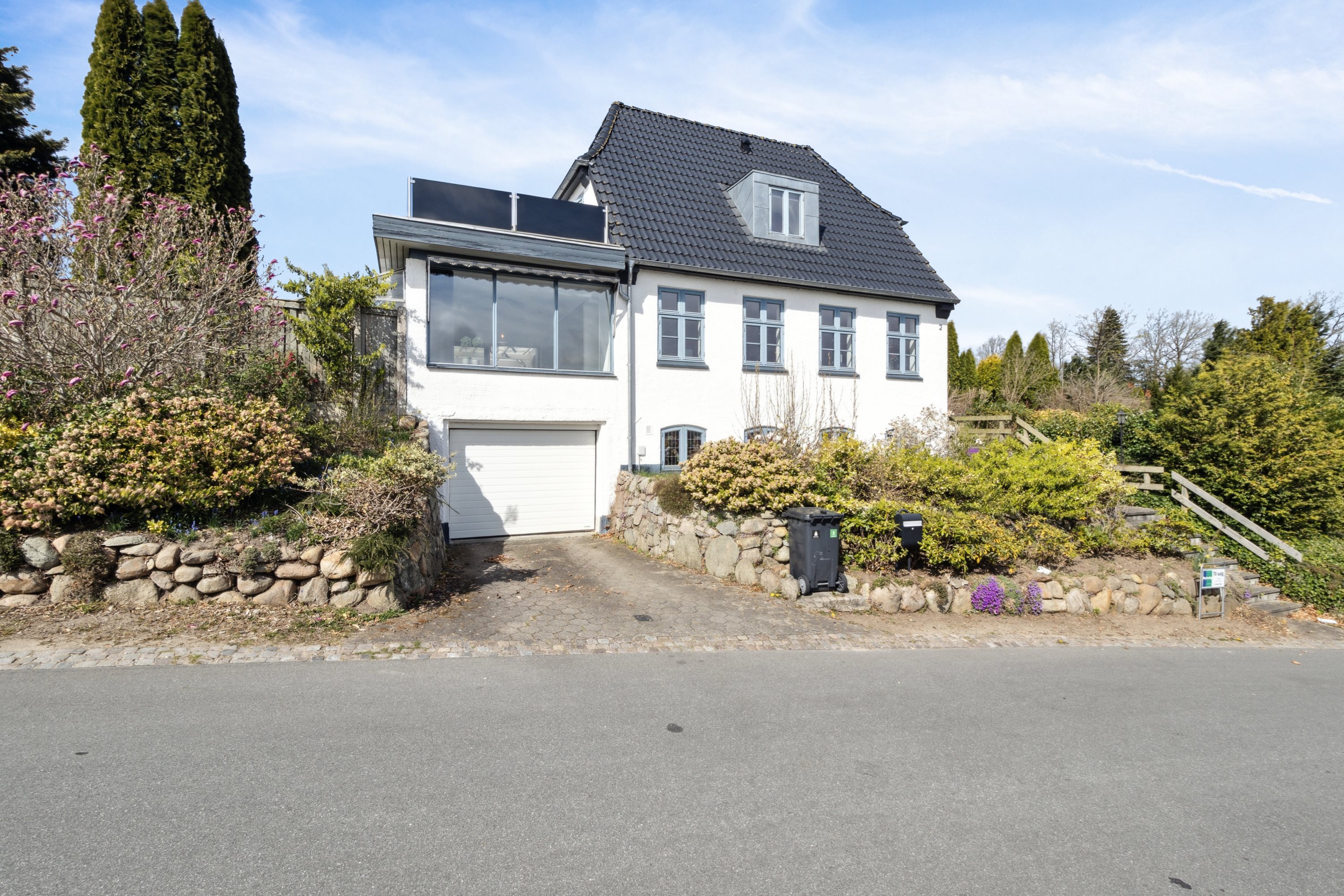 Fremhævet ejendom 1 billede i fuldskærmstilstand. Billede af Gyvelvej 2, 8800 Viborg